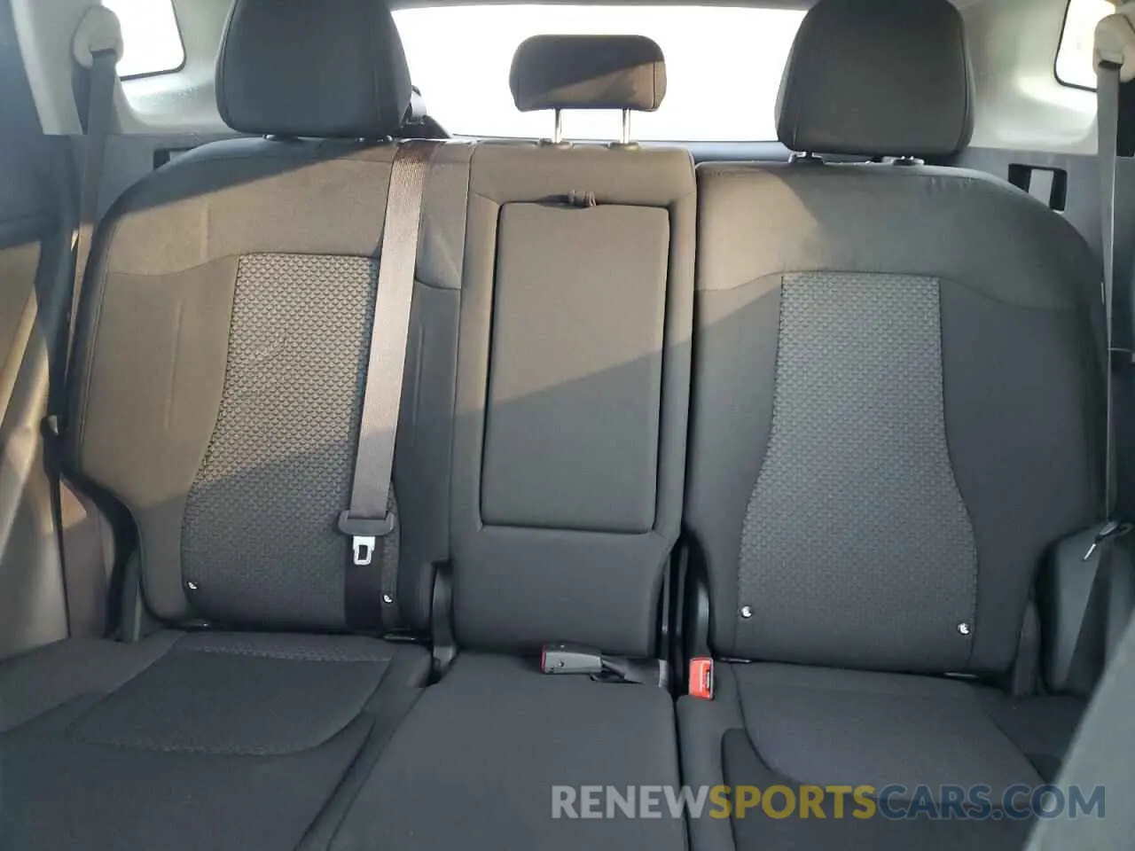 10 fotografías del automóvil dañado KNDPUCDFXR7243354 KIA SPORTAGE 2024