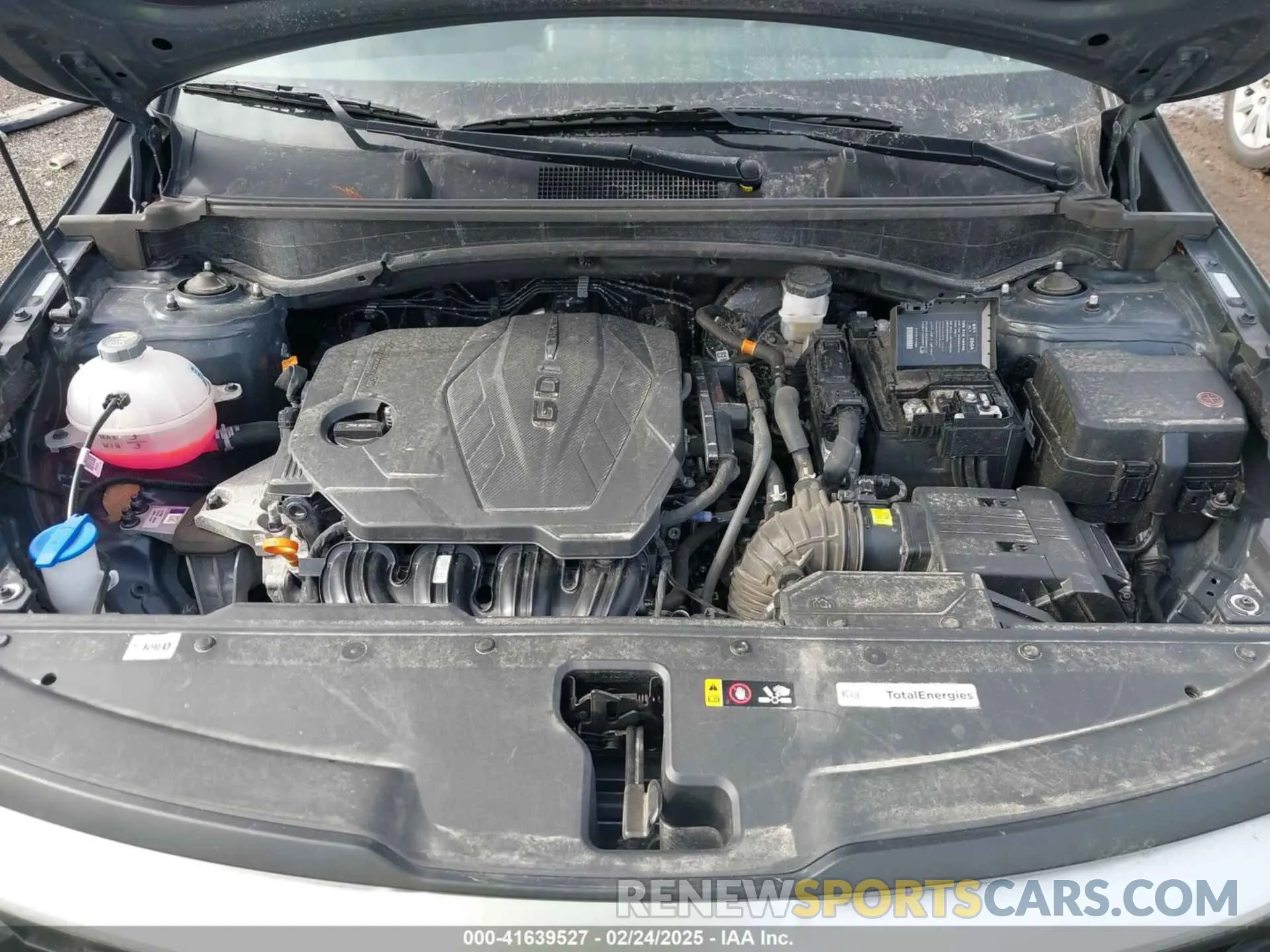 10 fotografías del automóvil dañado KNDPUCDFXR7308560 KIA SPORTAGE 2024