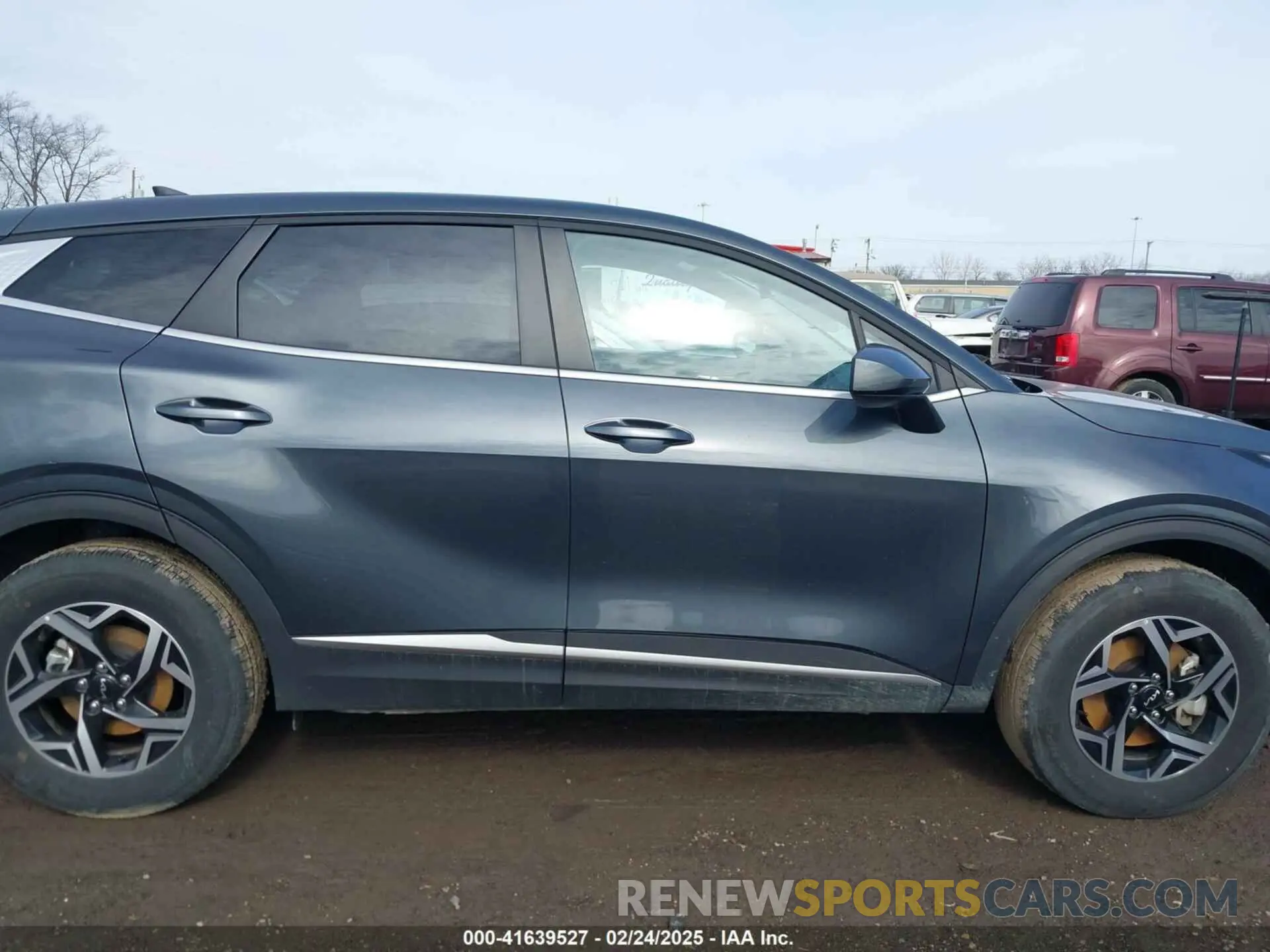 13 fotografías del automóvil dañado KNDPUCDFXR7308560 KIA SPORTAGE 2024