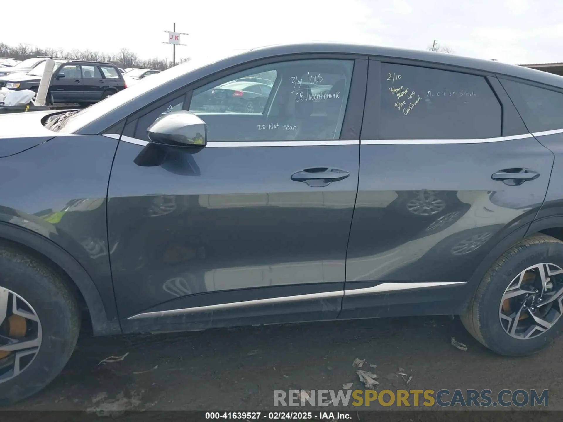 14 fotografías del automóvil dañado KNDPUCDFXR7308560 KIA SPORTAGE 2024