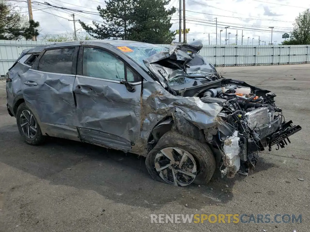 4 fotografías del automóvil dañado KNDPUCDG0R7125564 KIA SPORTAGE 2024