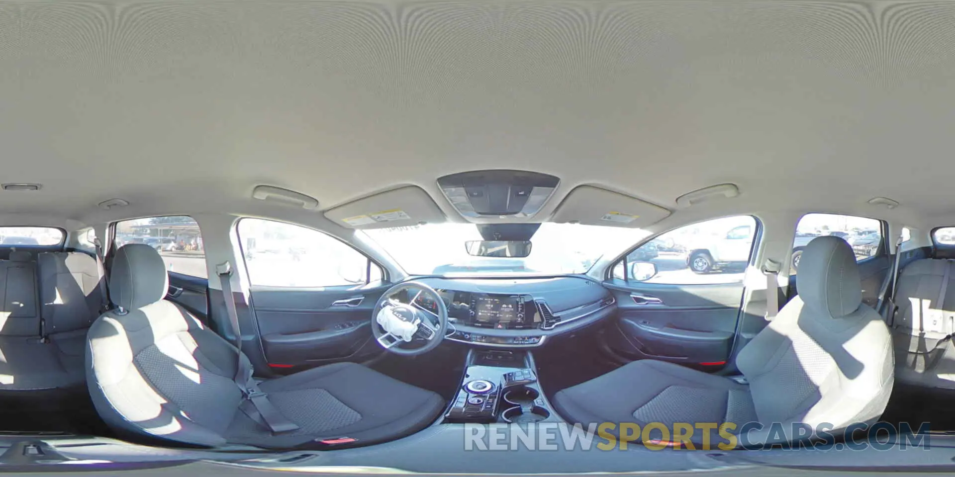 12 fotografías del automóvil dañado KNDPUCDG0R7136483 KIA SPORTAGE 2024