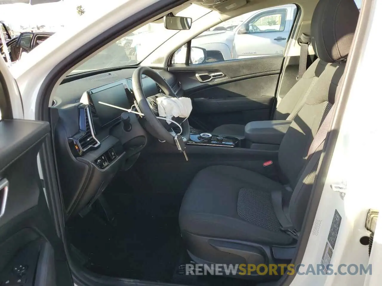 7 fotografías del automóvil dañado KNDPUCDG0R7136483 KIA SPORTAGE 2024