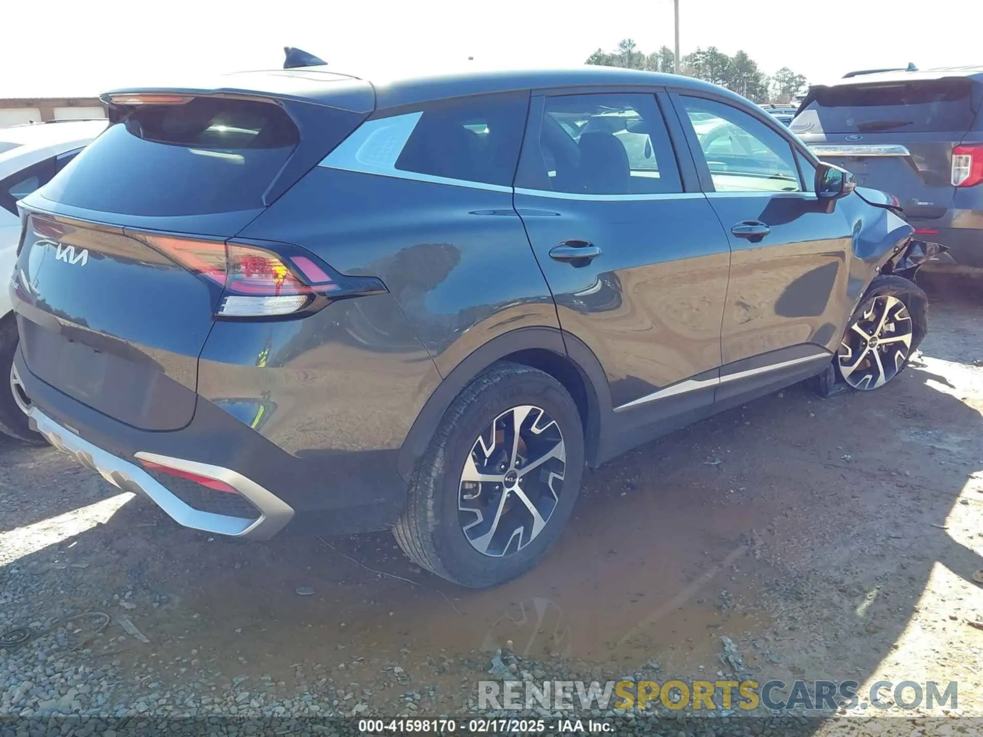 4 fotografías del automóvil dañado KNDPV3DF2R7235620 KIA SPORTAGE 2024
