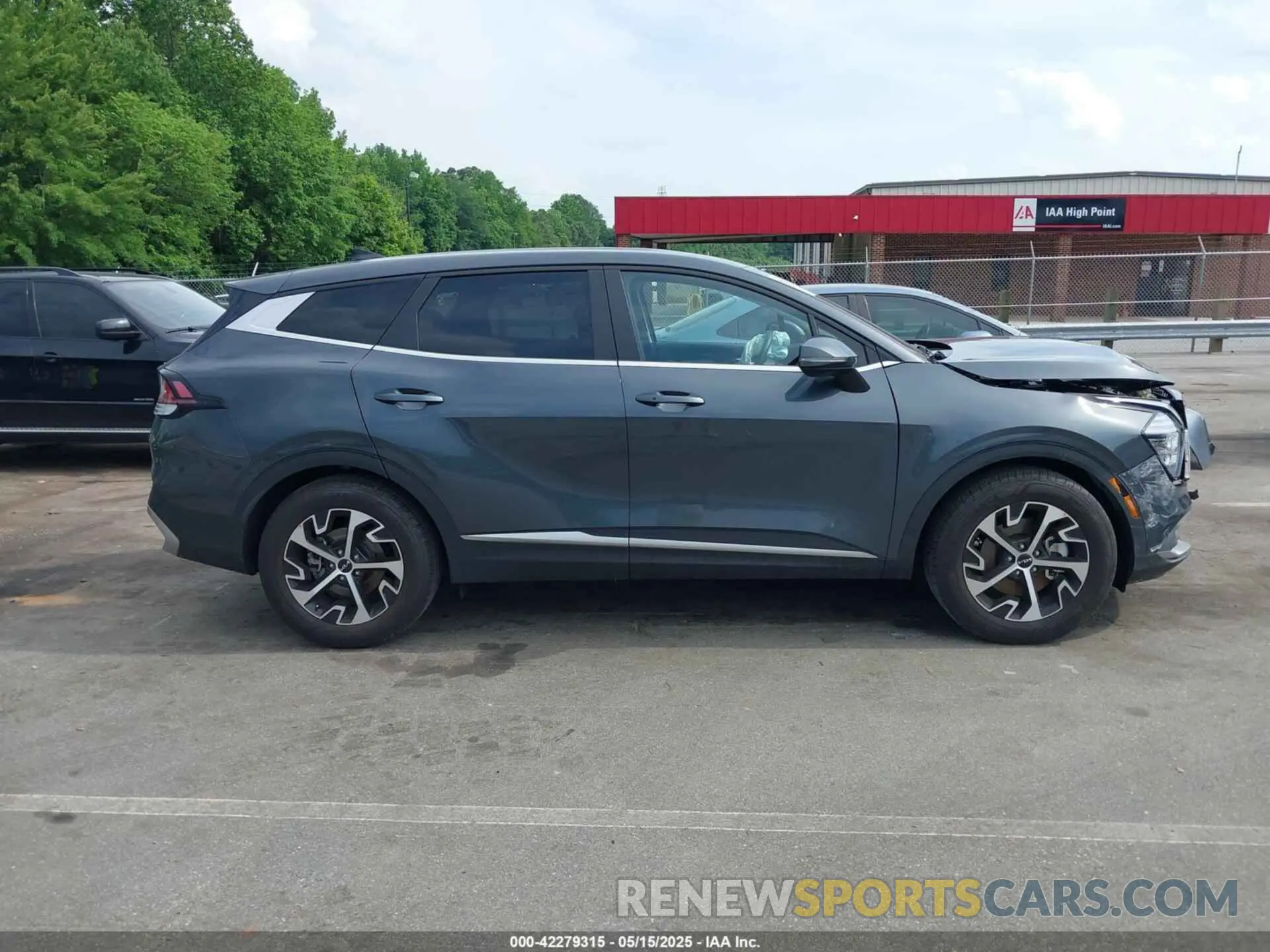 13 fotografías del automóvil dañado KNDPV3DF4R7293860 KIA SPORTAGE 2024