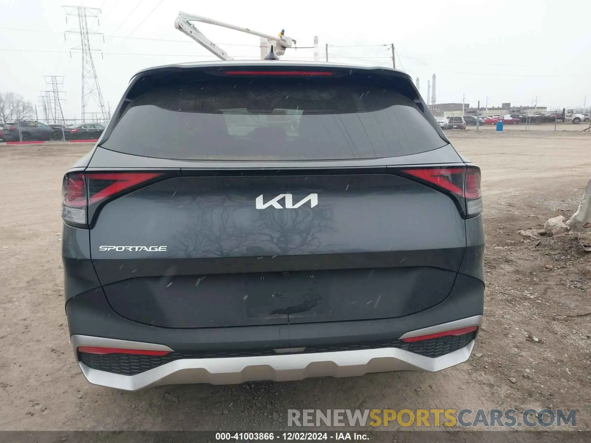 16 fotografías del automóvil dañado KNDPV3DF6R7292998 KIA SPORTAGE 2024