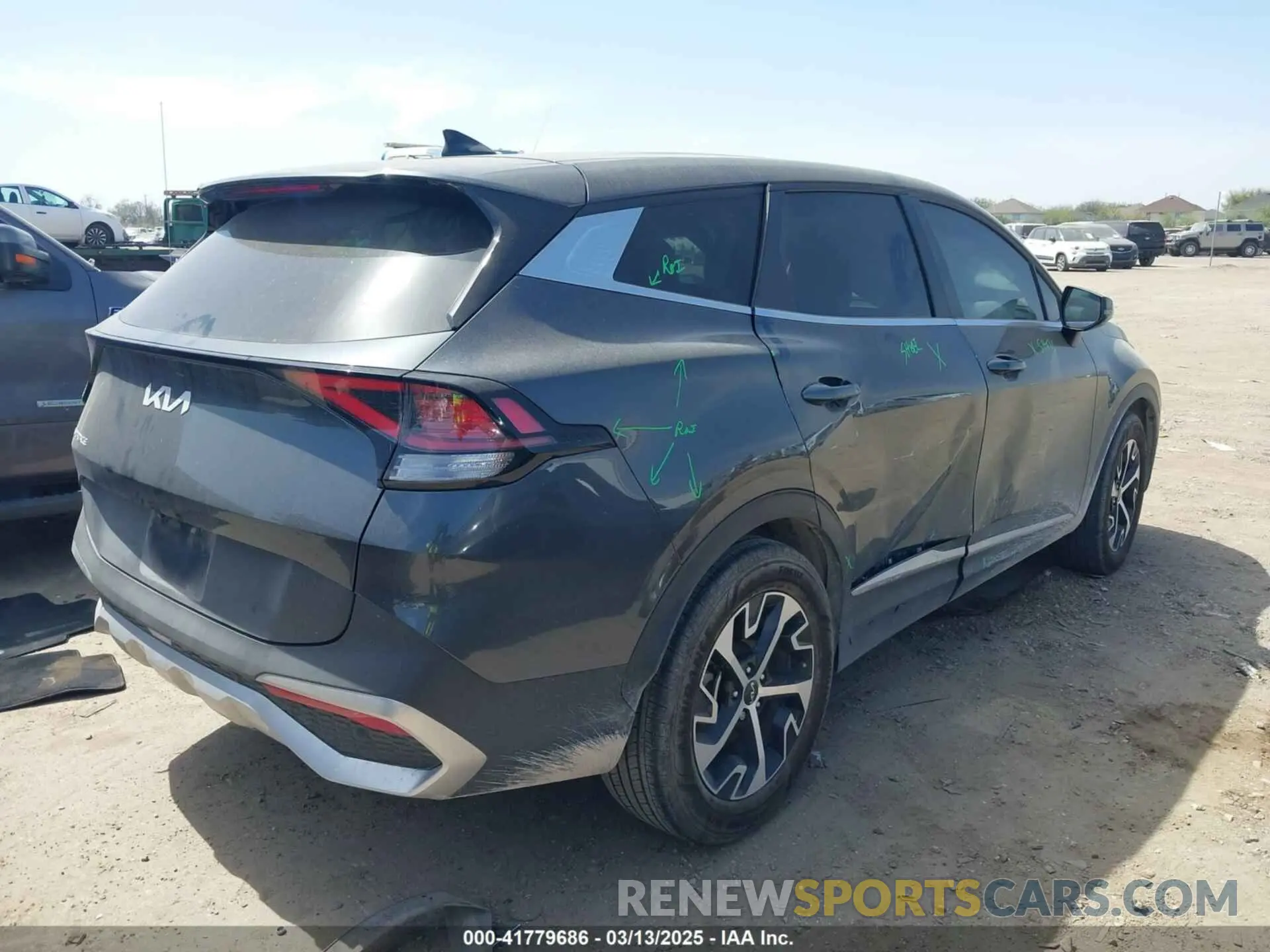 4 fotografías del automóvil dañado KNDPV3DF7R7243955 KIA SPORTAGE 2024