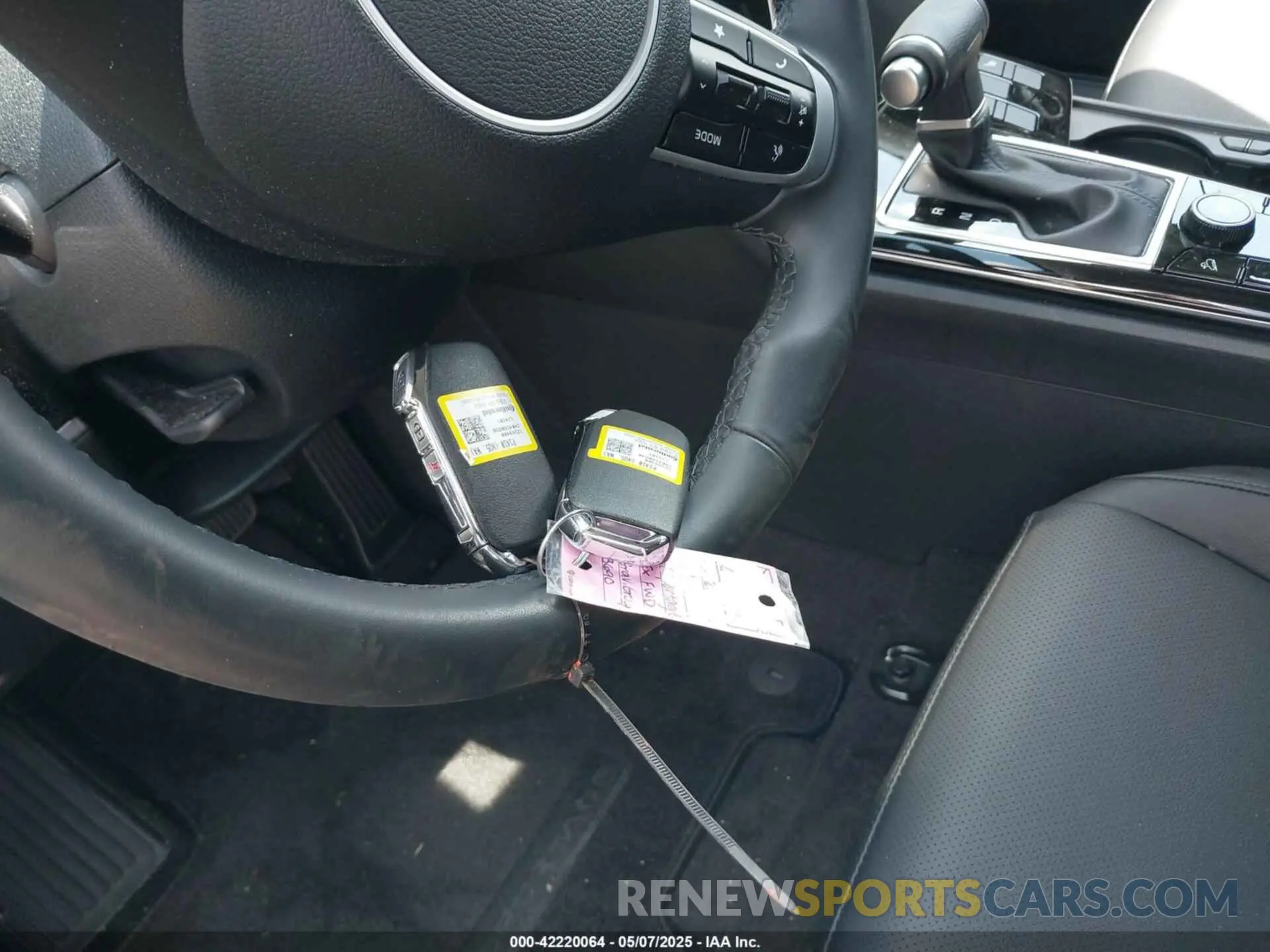 11 fotografías del automóvil dañado KNDPV3DF8R7313690 KIA SPORTAGE 2024