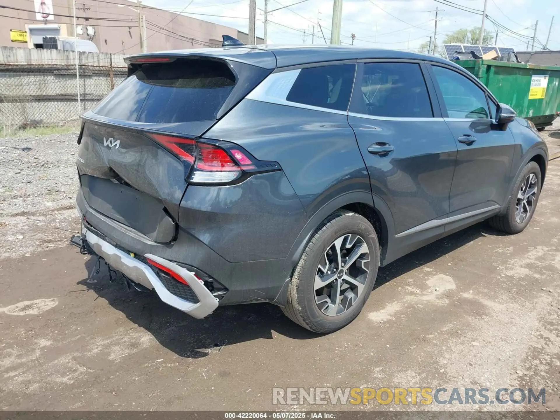 4 fotografías del automóvil dañado KNDPV3DF8R7313690 KIA SPORTAGE 2024