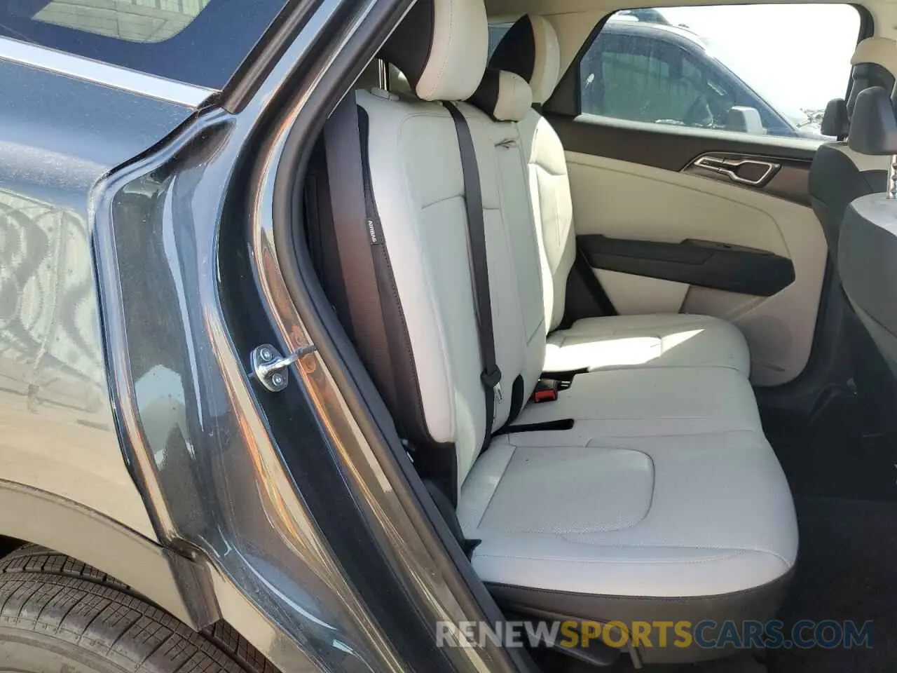 11 fotografías del automóvil dañado KNDPVCDF0R7311285 KIA SPORTAGE 2024