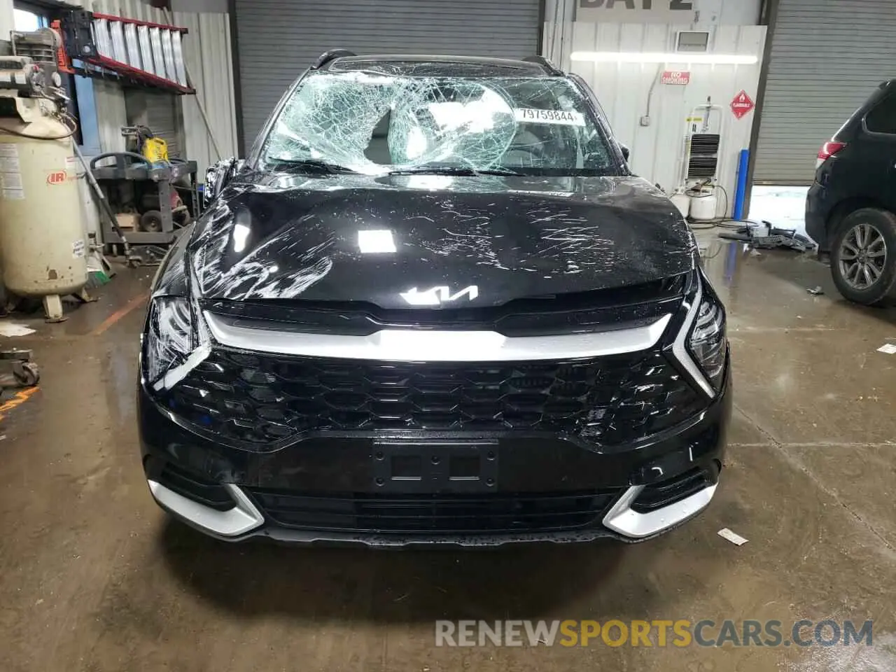 5 fotografías del automóvil dañado KNDPVCDG6R7167203 KIA SPORTAGE 2024