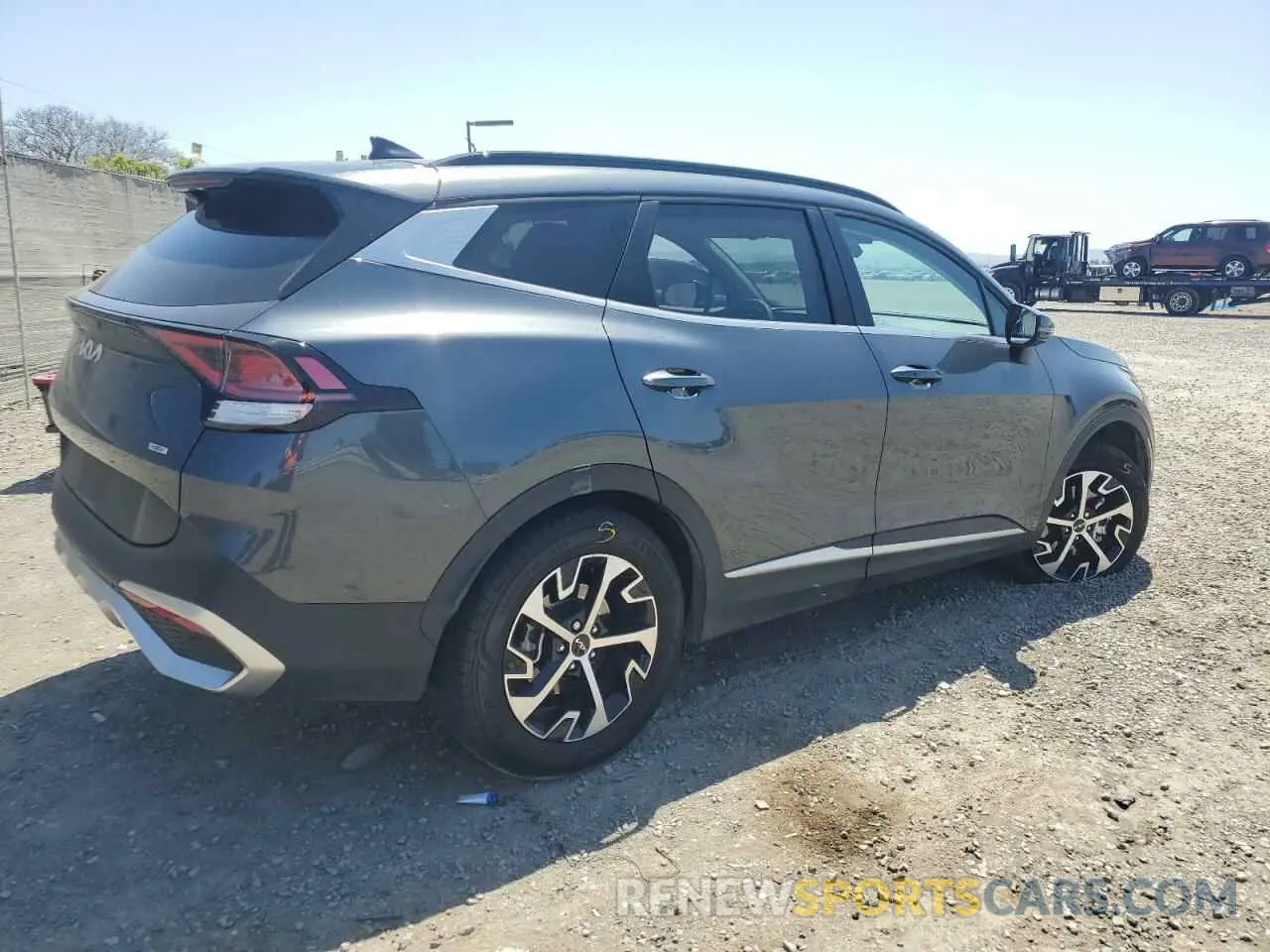3 fotografías del automóvil dañado KNDPVCDG7R7125249 KIA SPORTAGE 2024