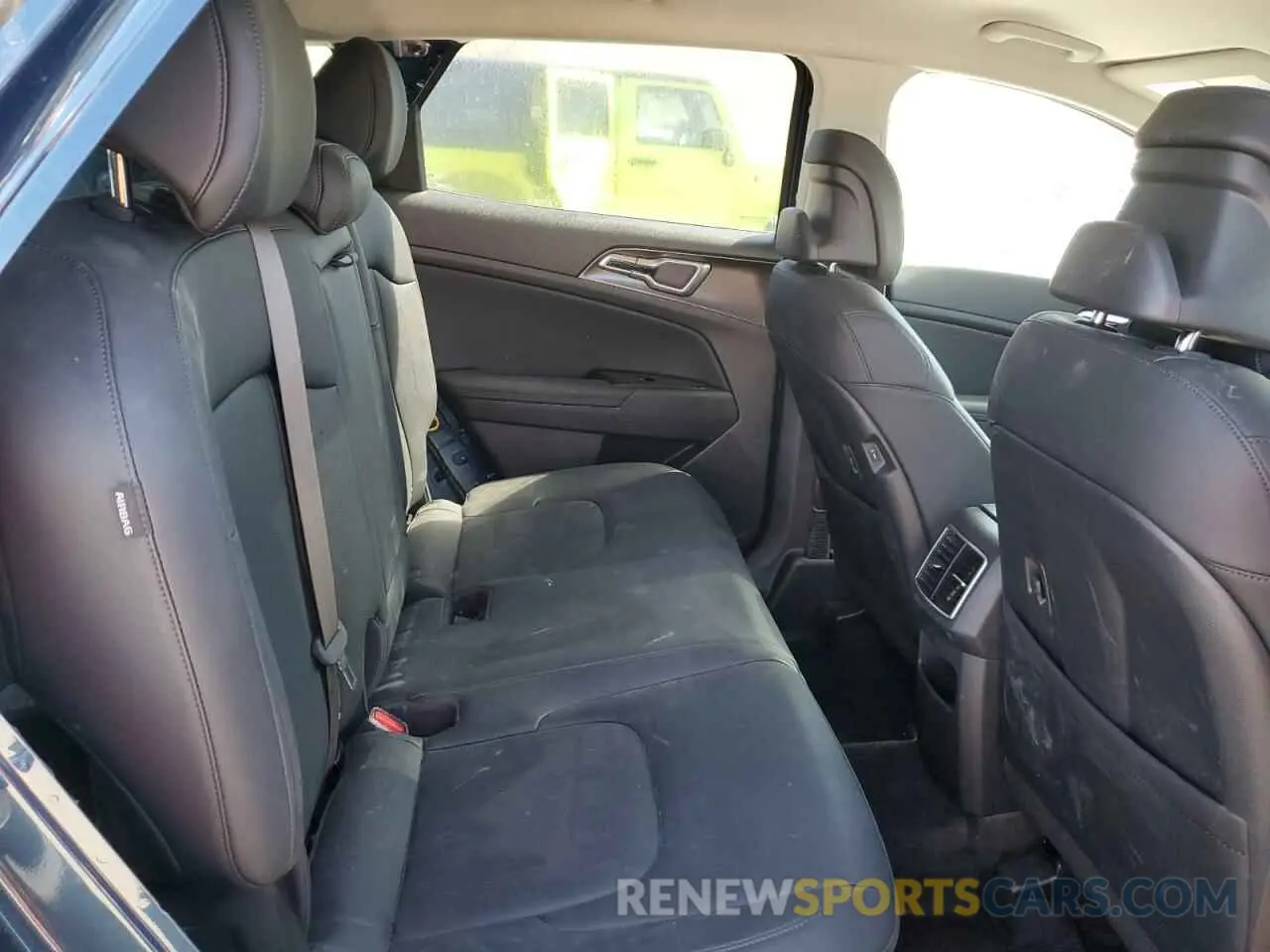 11 fotografías del automóvil dañado KNDPVCDG7R7171499 KIA SPORTAGE 2024