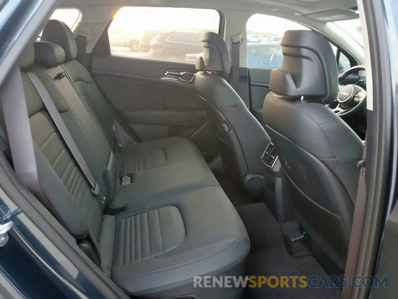 11 fotografías del automóvil dañado KNDPXCDG0R7122672 KIA SPORTAGE 2024