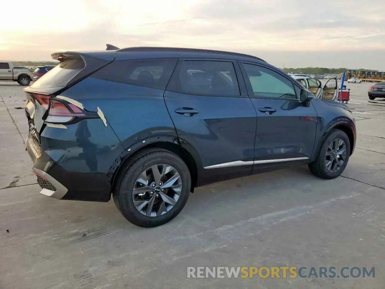 3 fotografías del automóvil dañado KNDPXCDG0R7122672 KIA SPORTAGE 2024