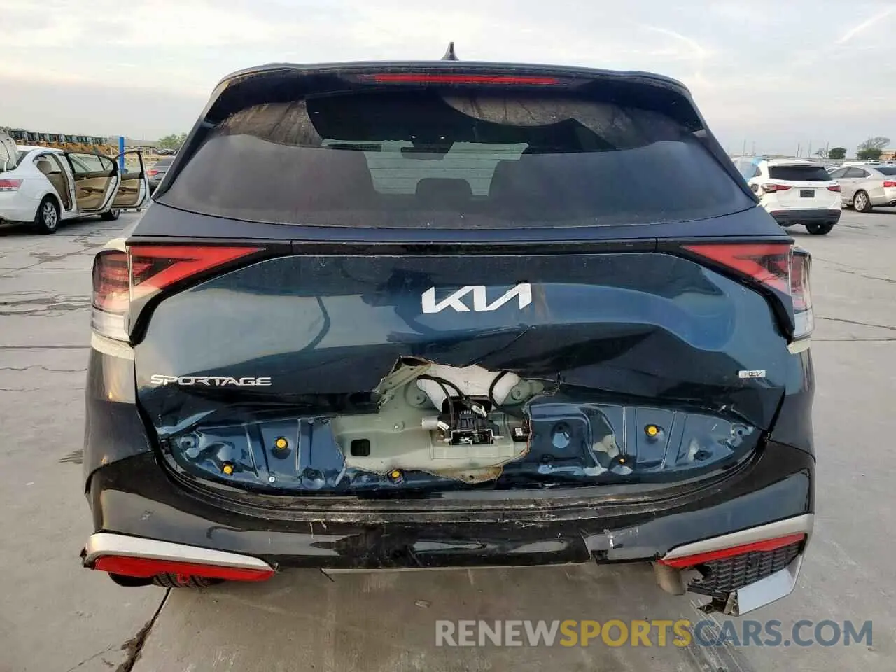 6 fotografías del automóvil dañado KNDPXCDG0R7122672 KIA SPORTAGE 2024