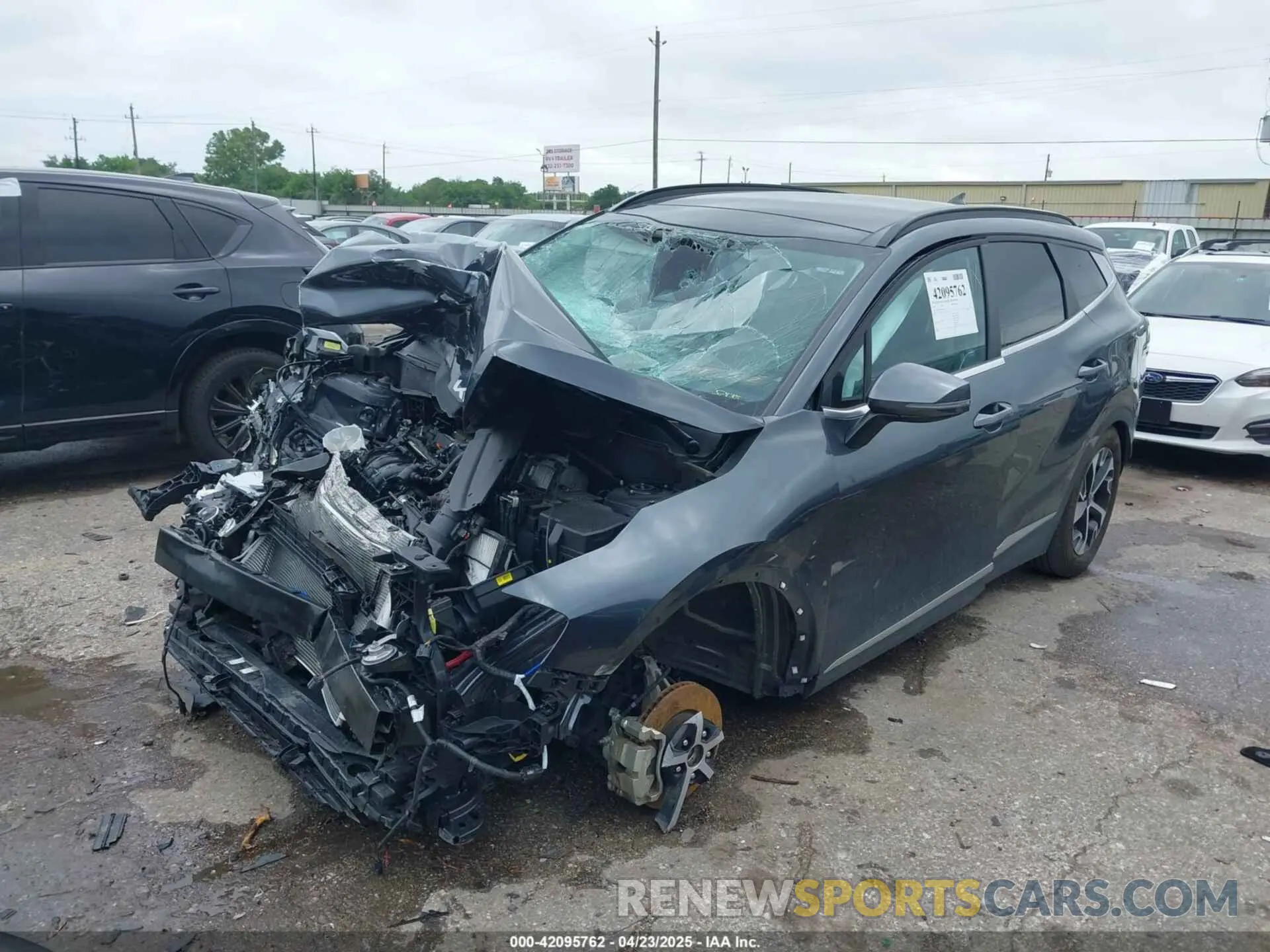 2 fotografías del automóvil dañado 5XJK33DF4SG241329 KIA SPORTAGE 2025