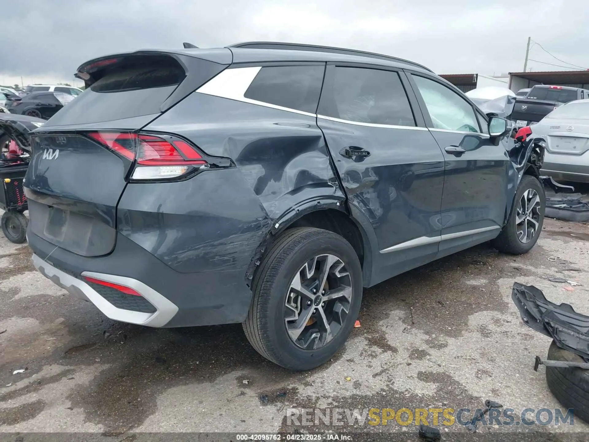 4 fotografías del automóvil dañado 5XJK33DF4SG241329 KIA SPORTAGE 2025