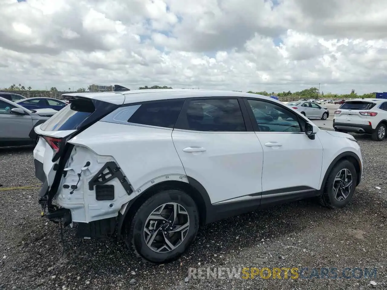 3 fotografías del automóvil dañado 5XYK23DF0SG308754 KIA SPORTAGE 2025