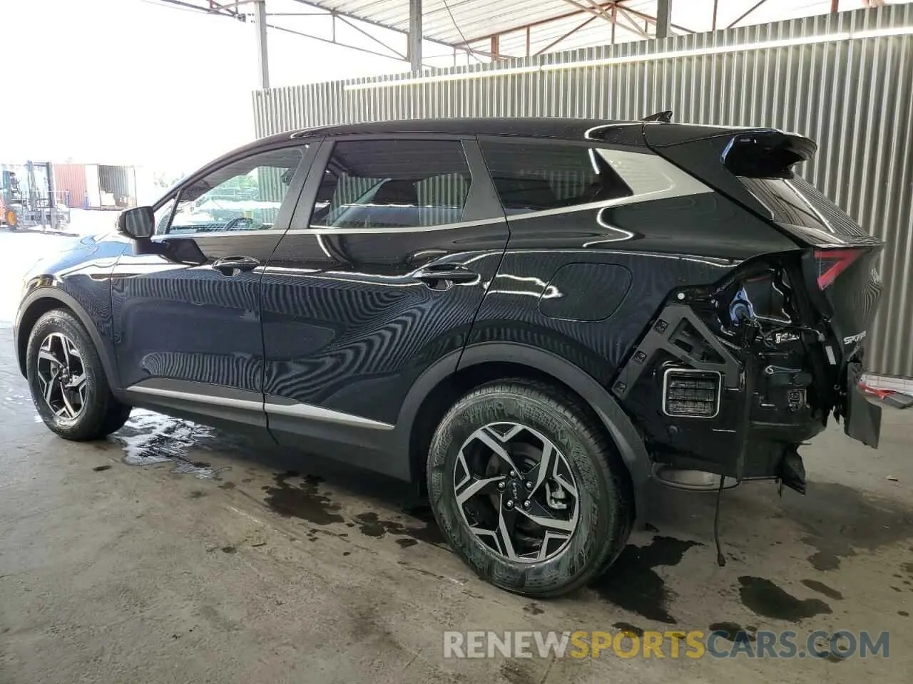 2 fotografías del automóvil dañado 5XYK23DF1SG313896 KIA SPORTAGE 2025