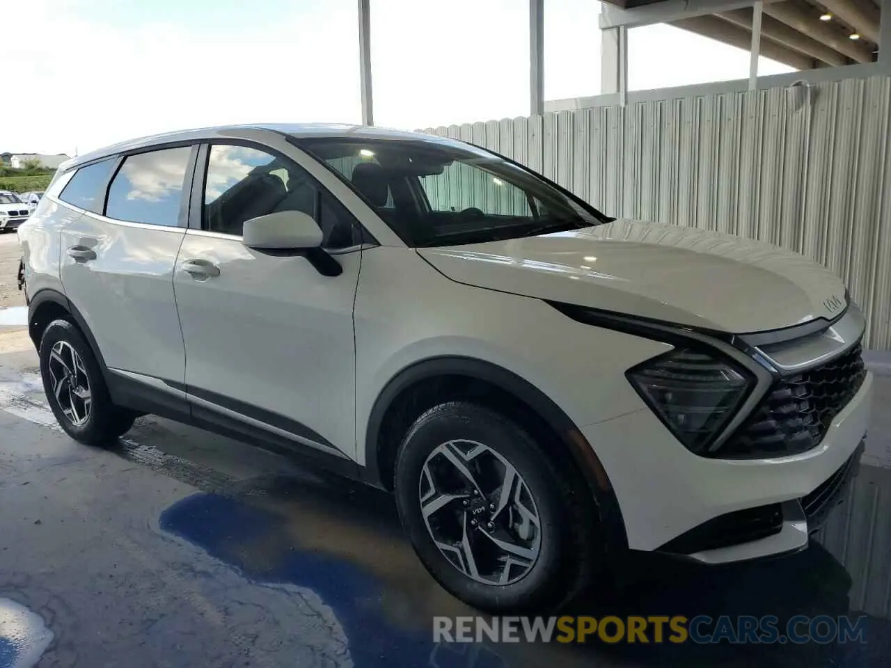 4 fotografías del automóvil dañado 5XYK2CDF6SG311996 KIA SPORTAGE 2025