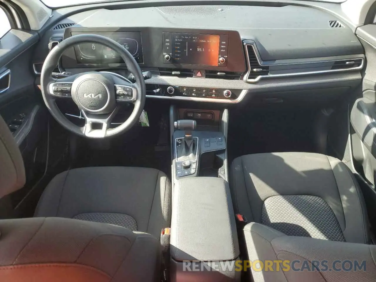 8 fotografías del automóvil dañado 5XYK2CDF6SG311996 KIA SPORTAGE 2025