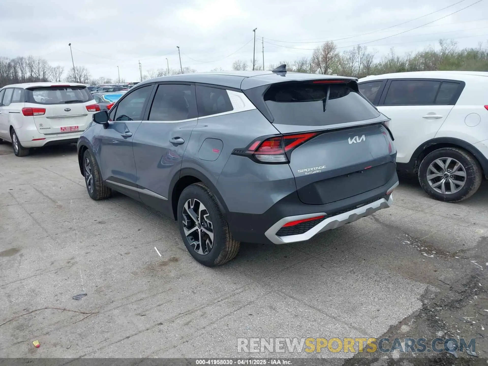 3 fotografías del automóvil dañado 5XYK33DF0SG256393 KIA SPORTAGE 2025