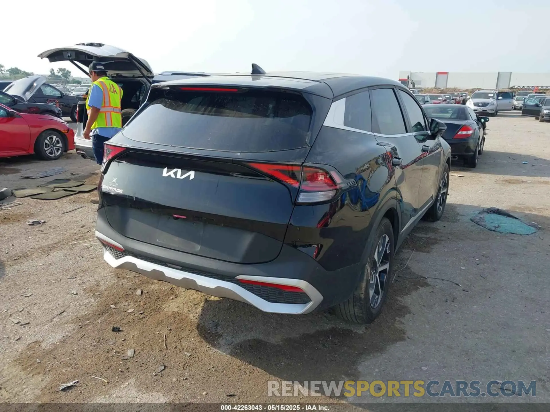 4 fotografías del automóvil dañado 5XYK33DF3SG244075 KIA SPORTAGE 2025