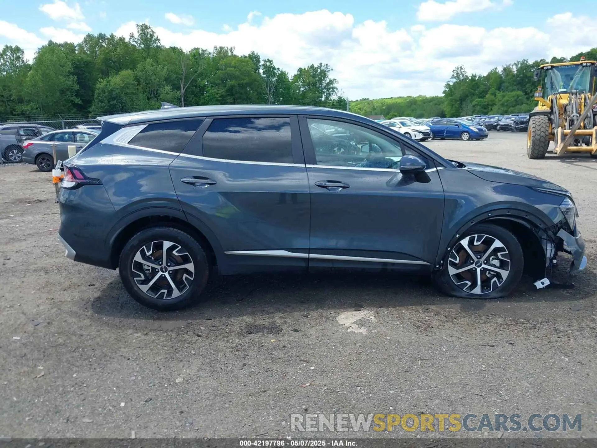 14 fotografías del automóvil dañado 5XYK33DF4SG235160 KIA SPORTAGE 2025