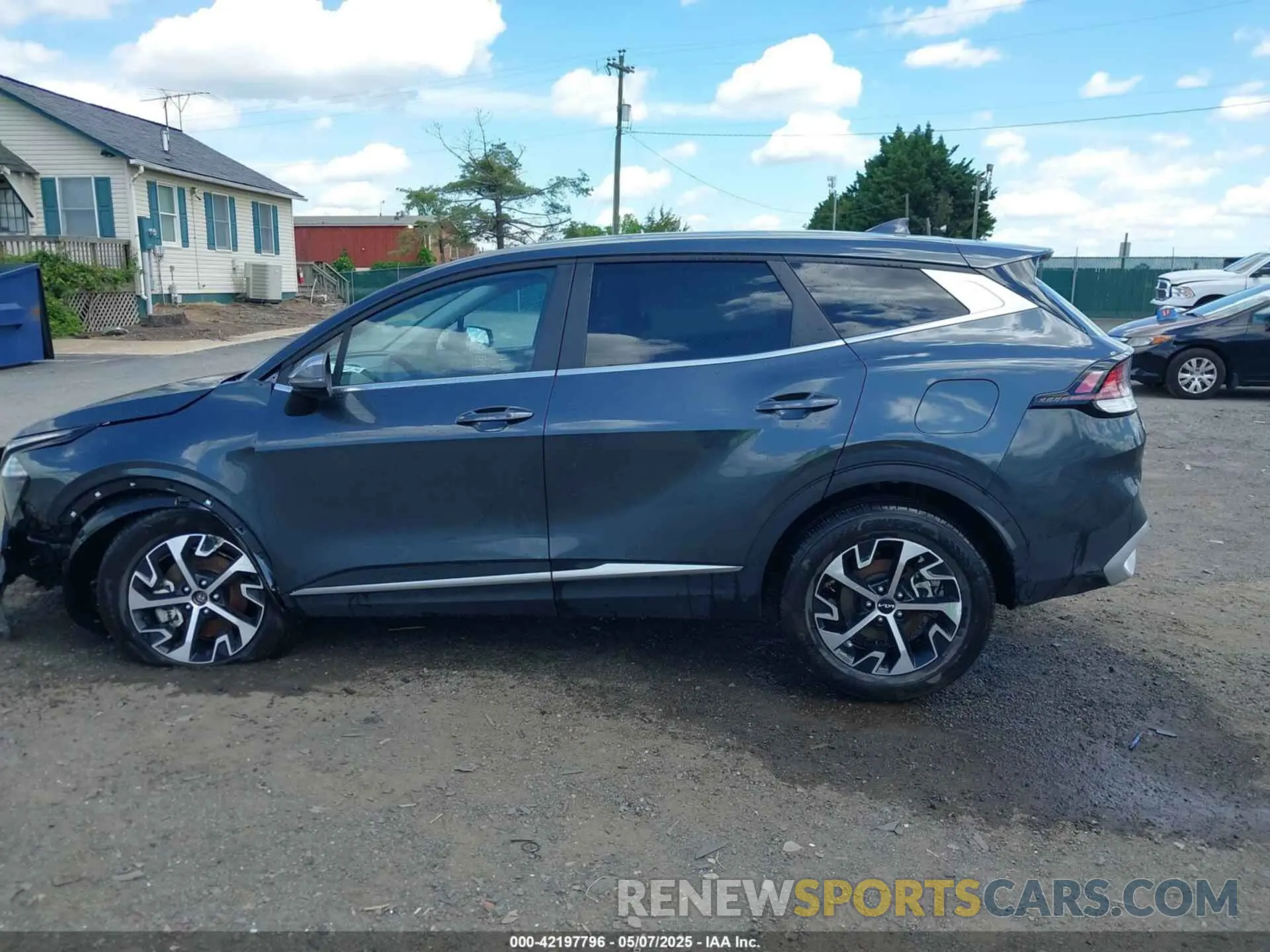15 fotografías del automóvil dañado 5XYK33DF4SG235160 KIA SPORTAGE 2025