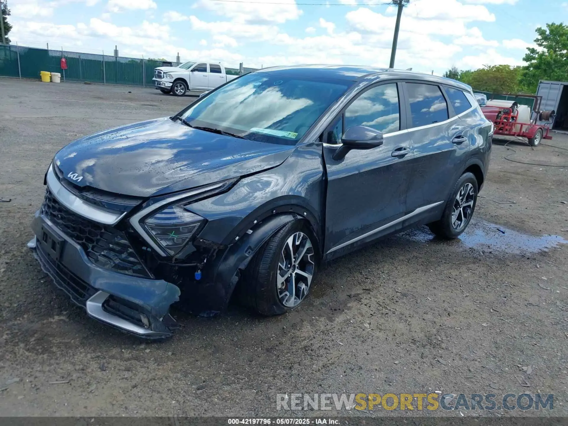 2 fotografías del automóvil dañado 5XYK33DF4SG235160 KIA SPORTAGE 2025