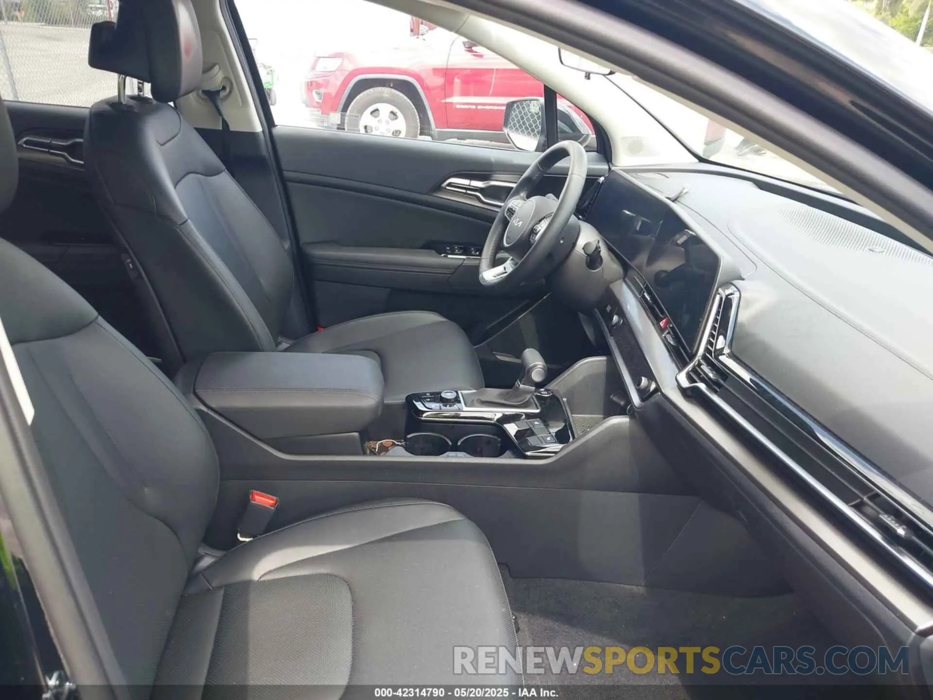 5 fotografías del automóvil dañado 5XYK33DF4SG319012 KIA SPORTAGE 2025