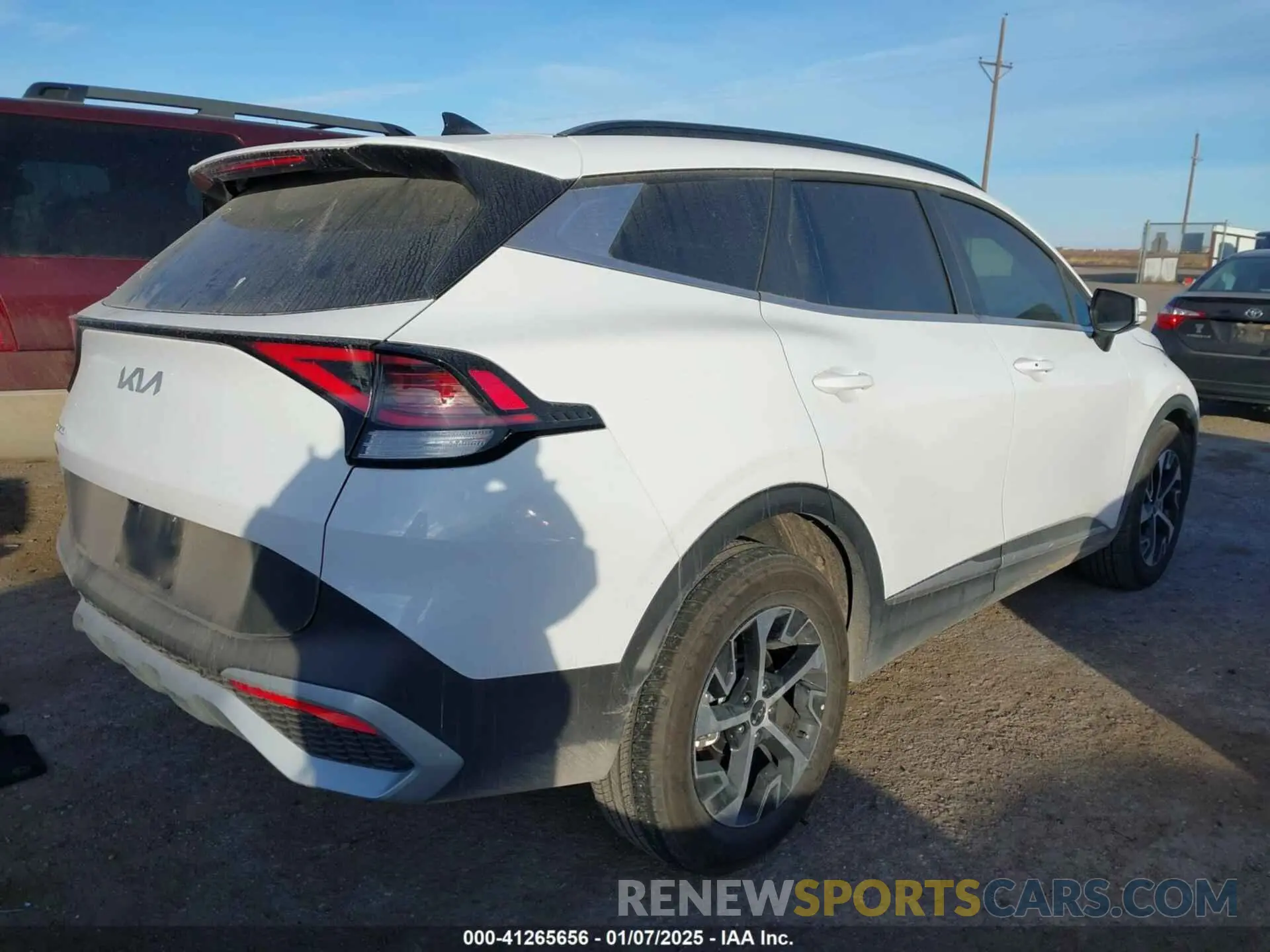 4 fotografías del automóvil dañado 5XYK33DF6SG242174 KIA SPORTAGE 2025