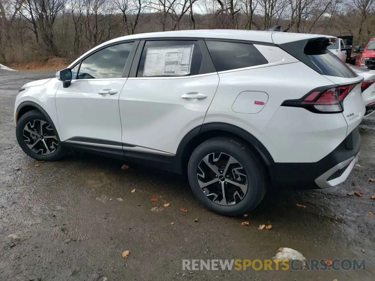 2 fotografías del automóvil dañado 5XYK33DF6SG242496 KIA SPORTAGE 2025