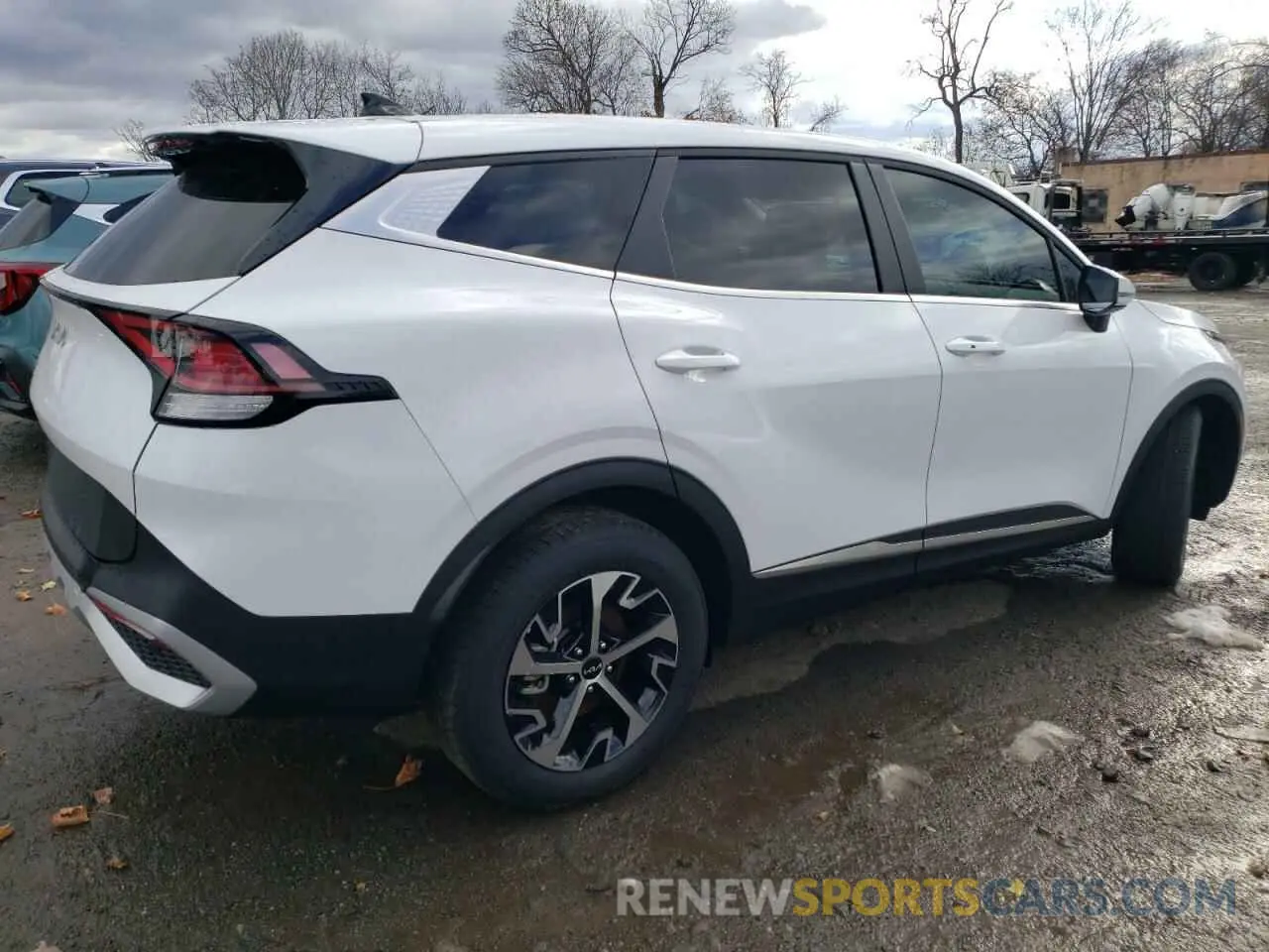 3 fotografías del automóvil dañado 5XYK33DF6SG242496 KIA SPORTAGE 2025