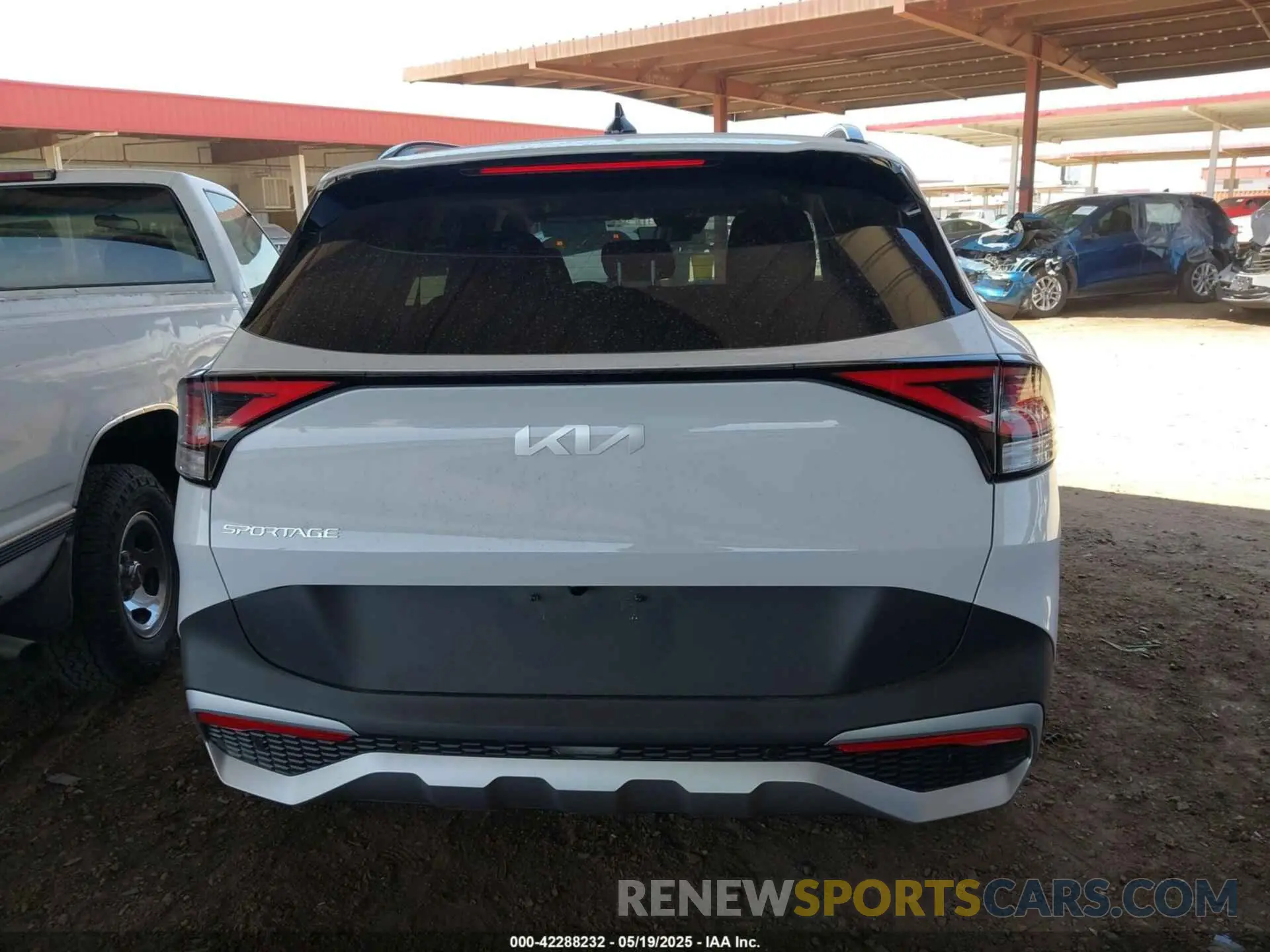 17 fotografías del automóvil dañado 5XYK33DF6SG320016 KIA SPORTAGE 2025