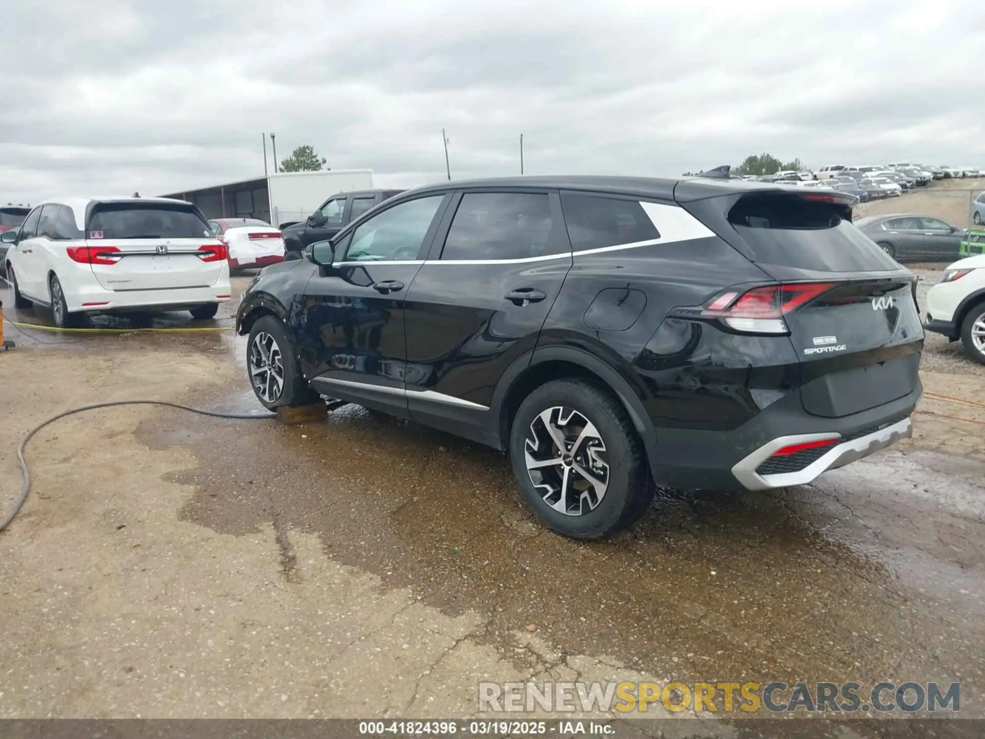 3 fotografías del automóvil dañado 5XYK33DF8SG256982 KIA SPORTAGE 2025