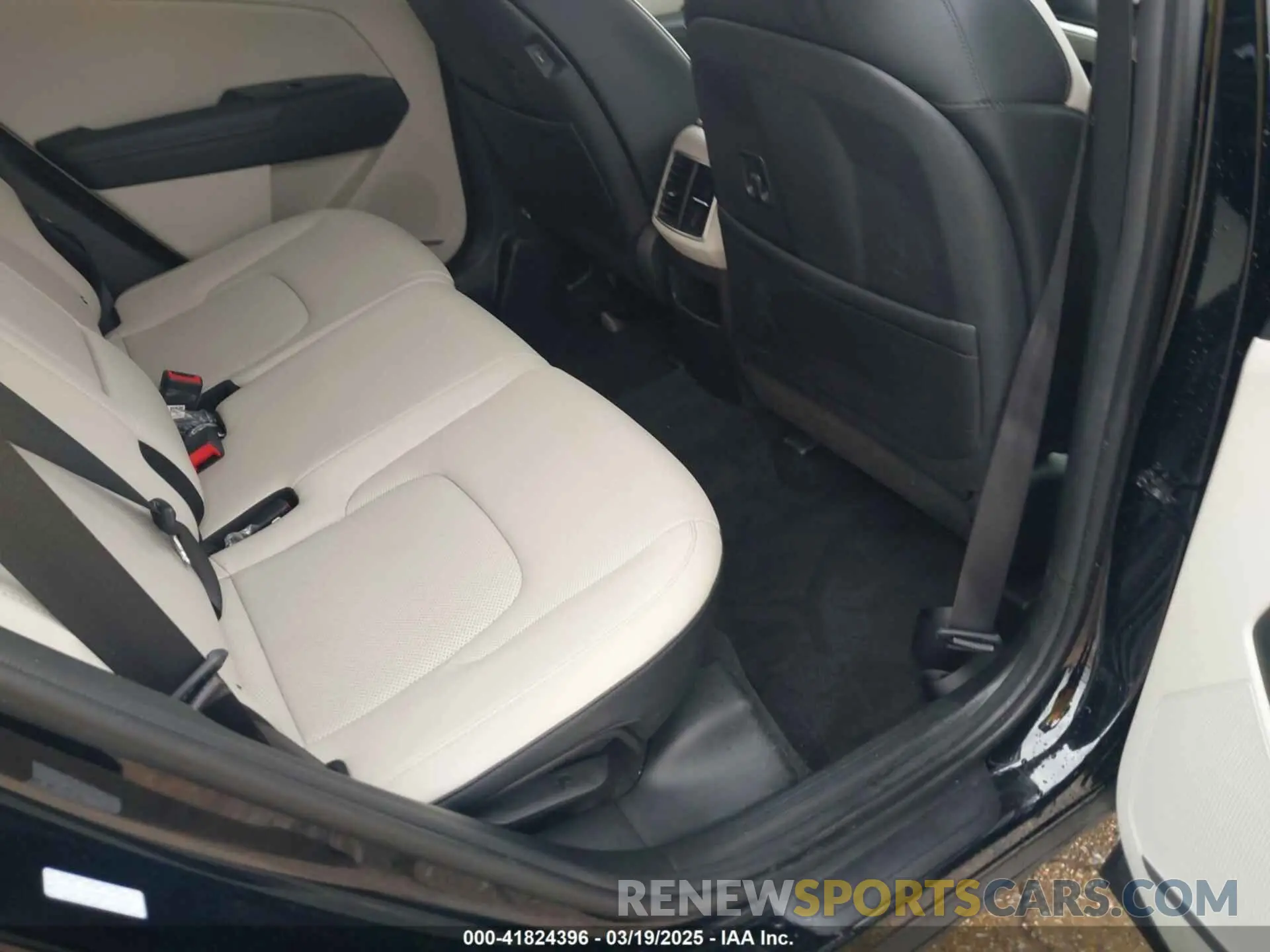 8 fotografías del automóvil dañado 5XYK33DF8SG256982 KIA SPORTAGE 2025