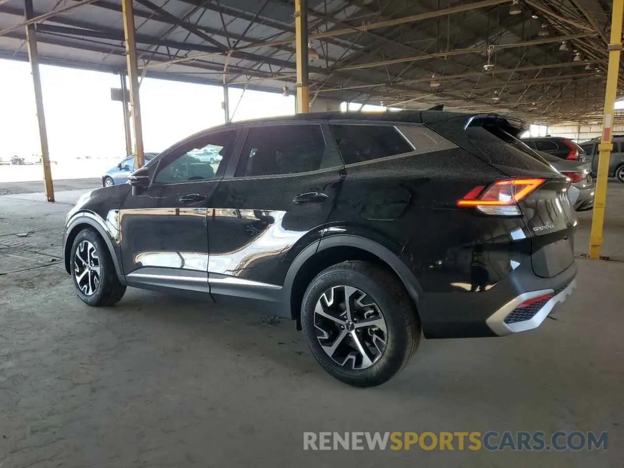 2 fotografías del automóvil dañado 5XYK33DFXSG267773 KIA SPORTAGE 2025