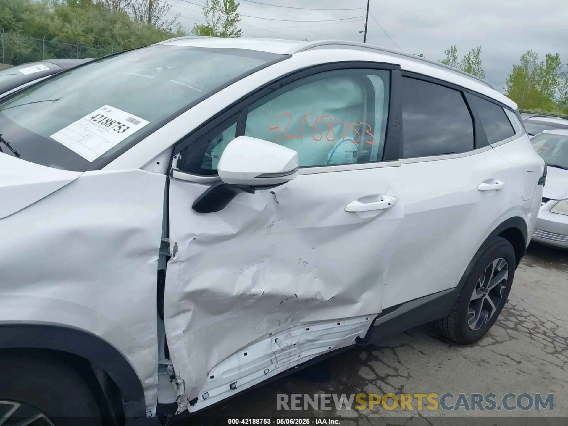 13 fotografías del automóvil dañado 5XYK3CDF1SG281061 KIA SPORTAGE 2025