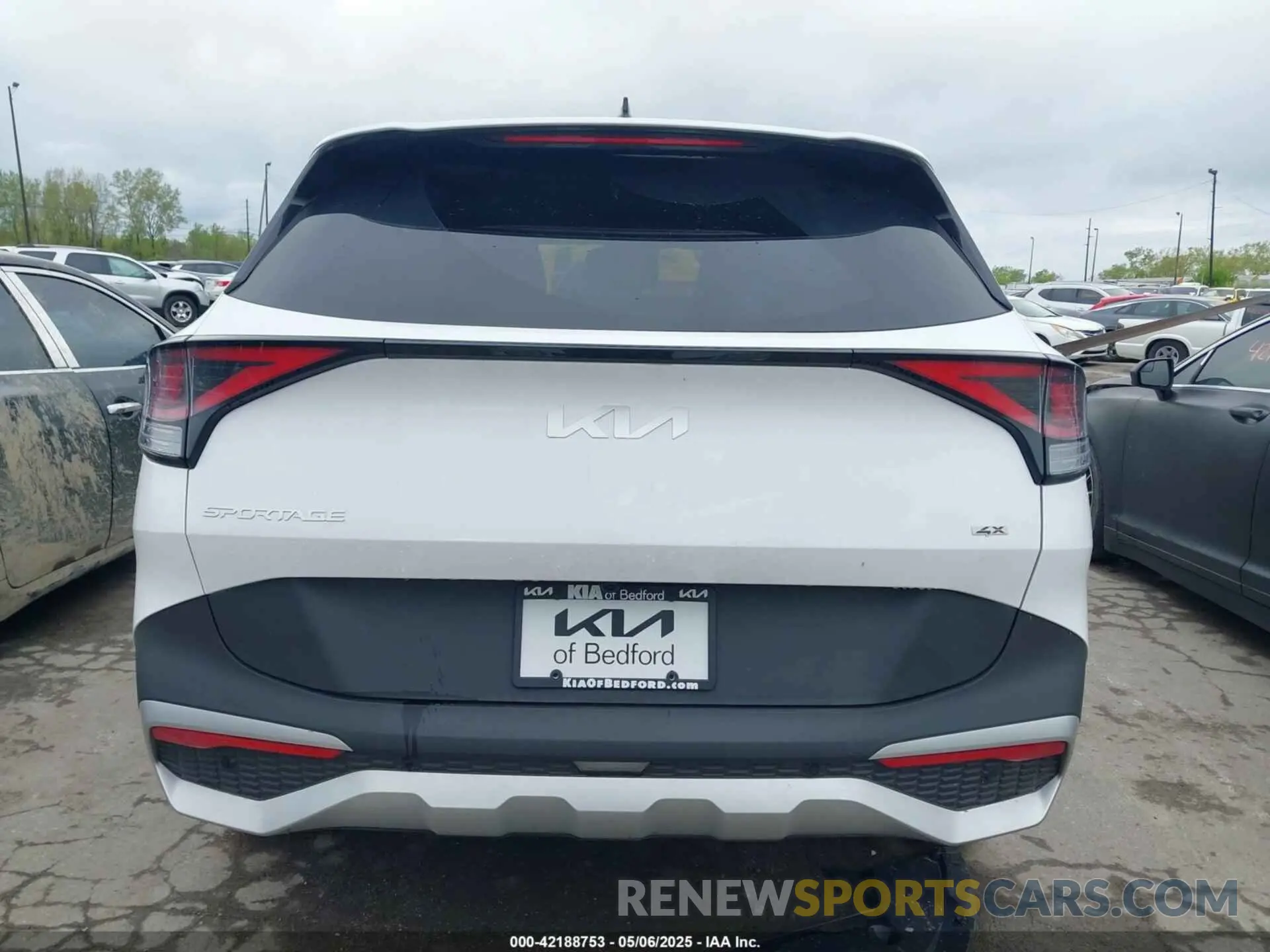 15 fotografías del automóvil dañado 5XYK3CDF1SG281061 KIA SPORTAGE 2025