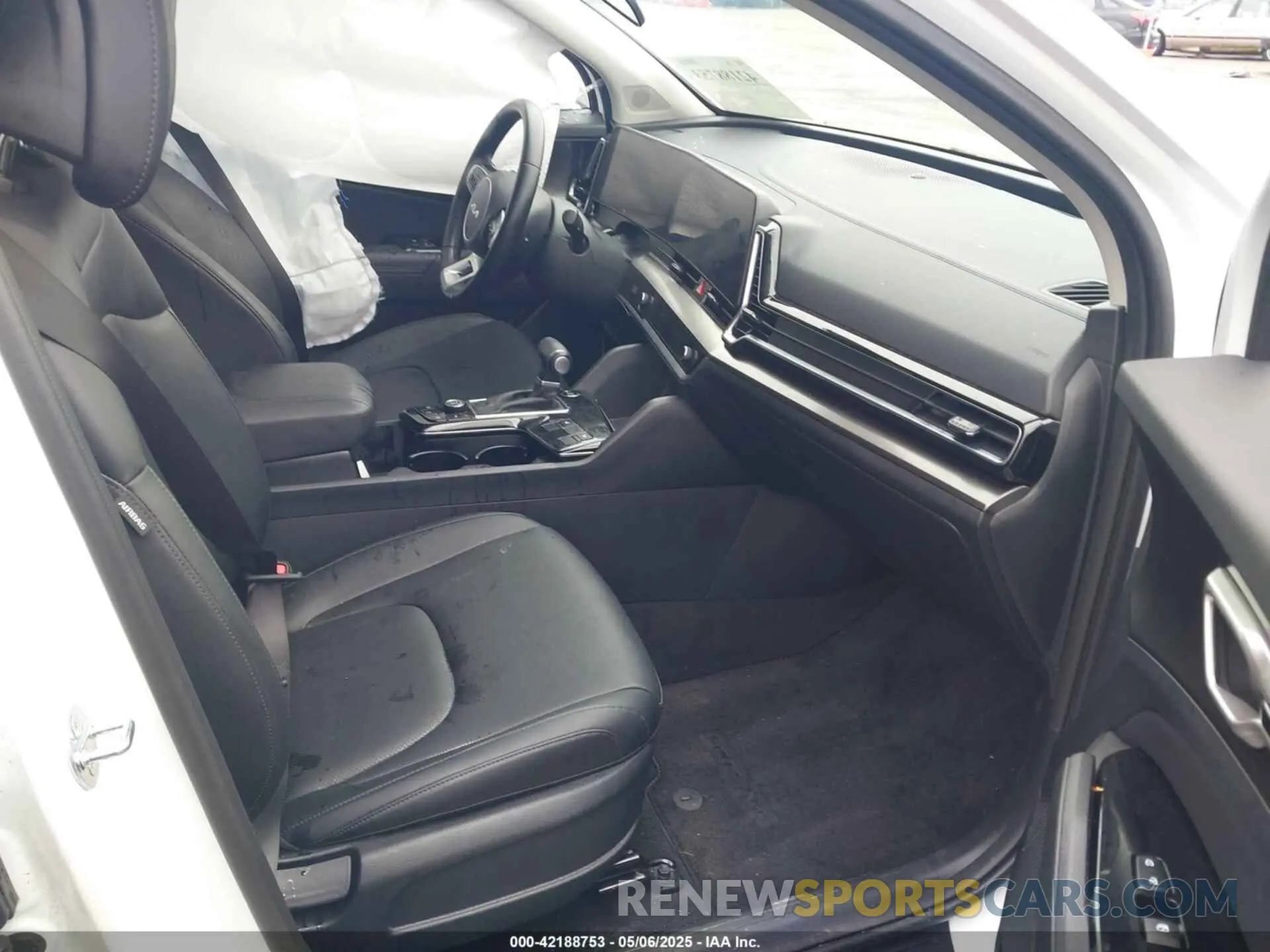 5 fotografías del automóvil dañado 5XYK3CDF1SG281061 KIA SPORTAGE 2025