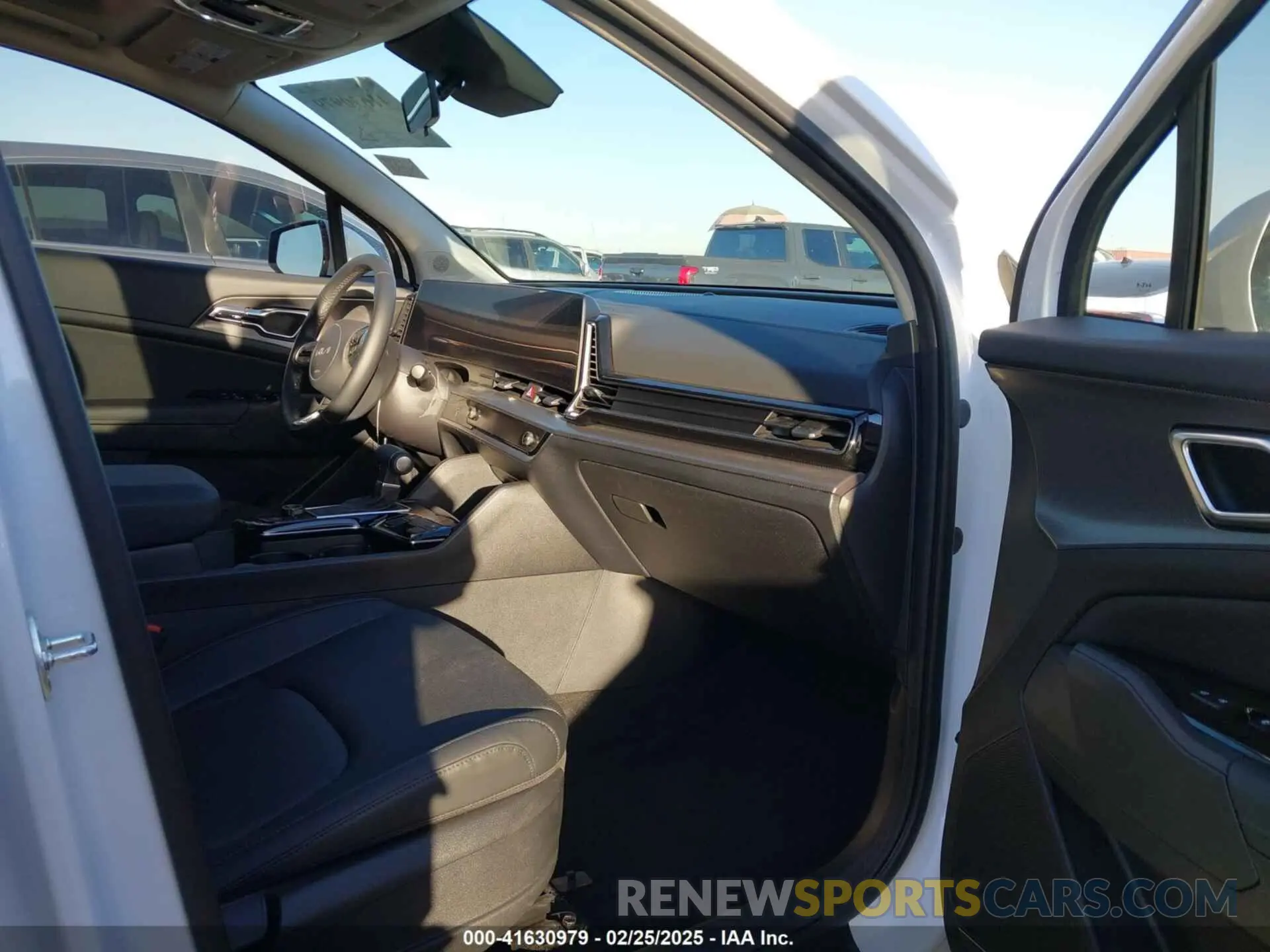 5 fotografías del automóvil dañado 5XYK43DF1SG264614 KIA SPORTAGE 2025