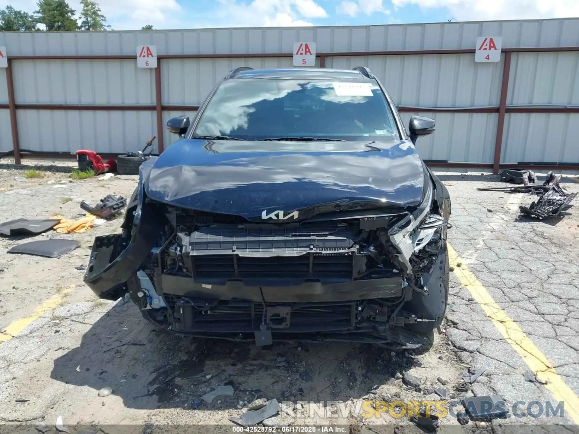 13 fotografías del automóvil dañado 5XYK43DF4SG238167 KIA SPORTAGE 2025