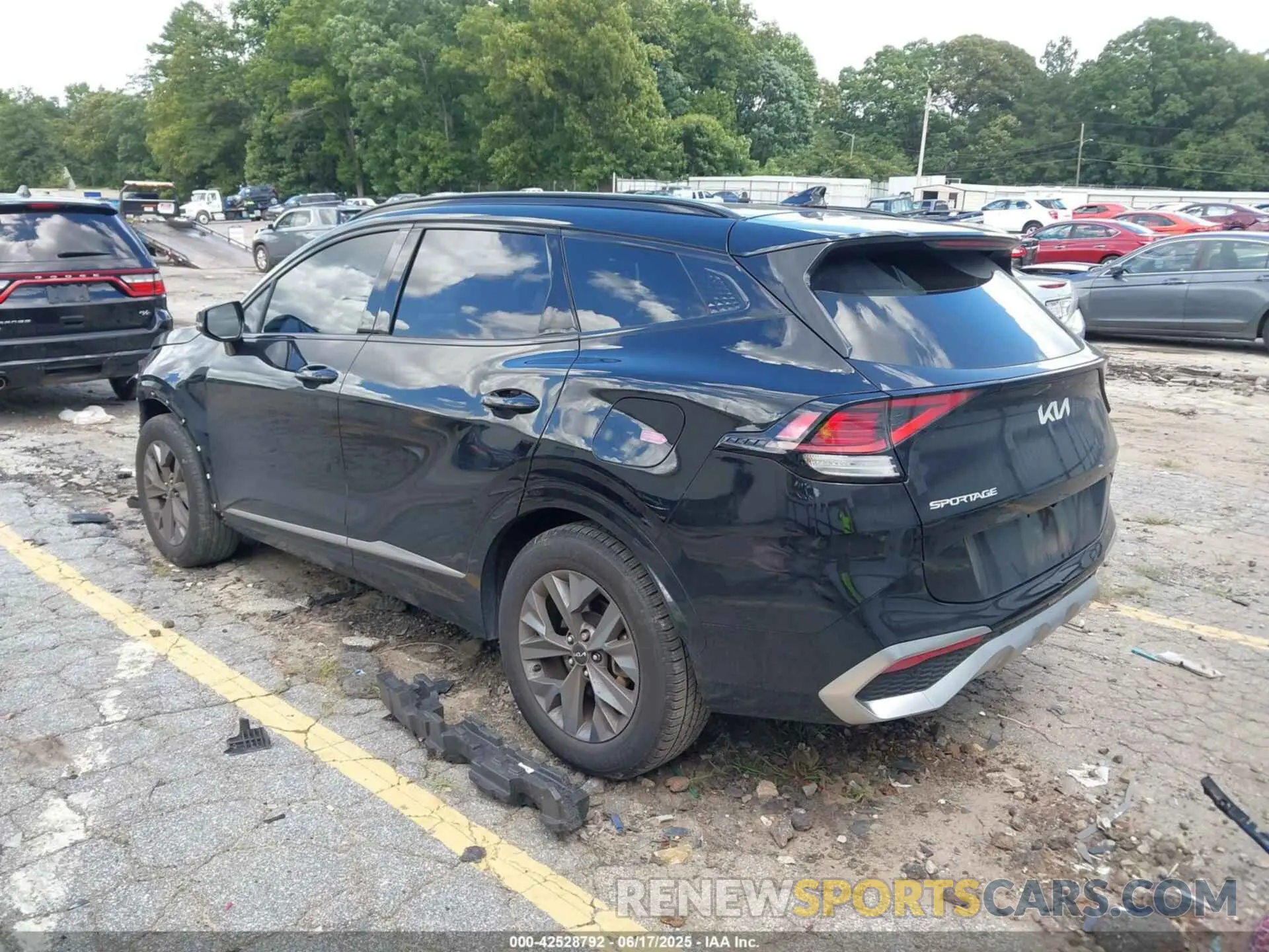 3 fotografías del automóvil dañado 5XYK43DF4SG238167 KIA SPORTAGE 2025