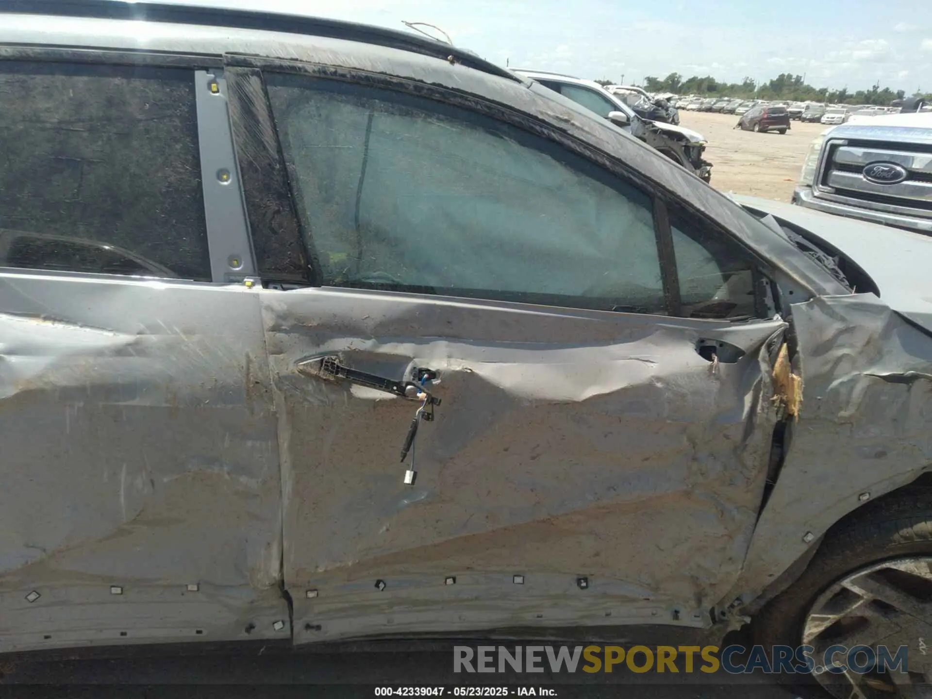 5 fotografías del automóvil dañado 5XYK53DF0SG292417 KIA SPORTAGE 2025