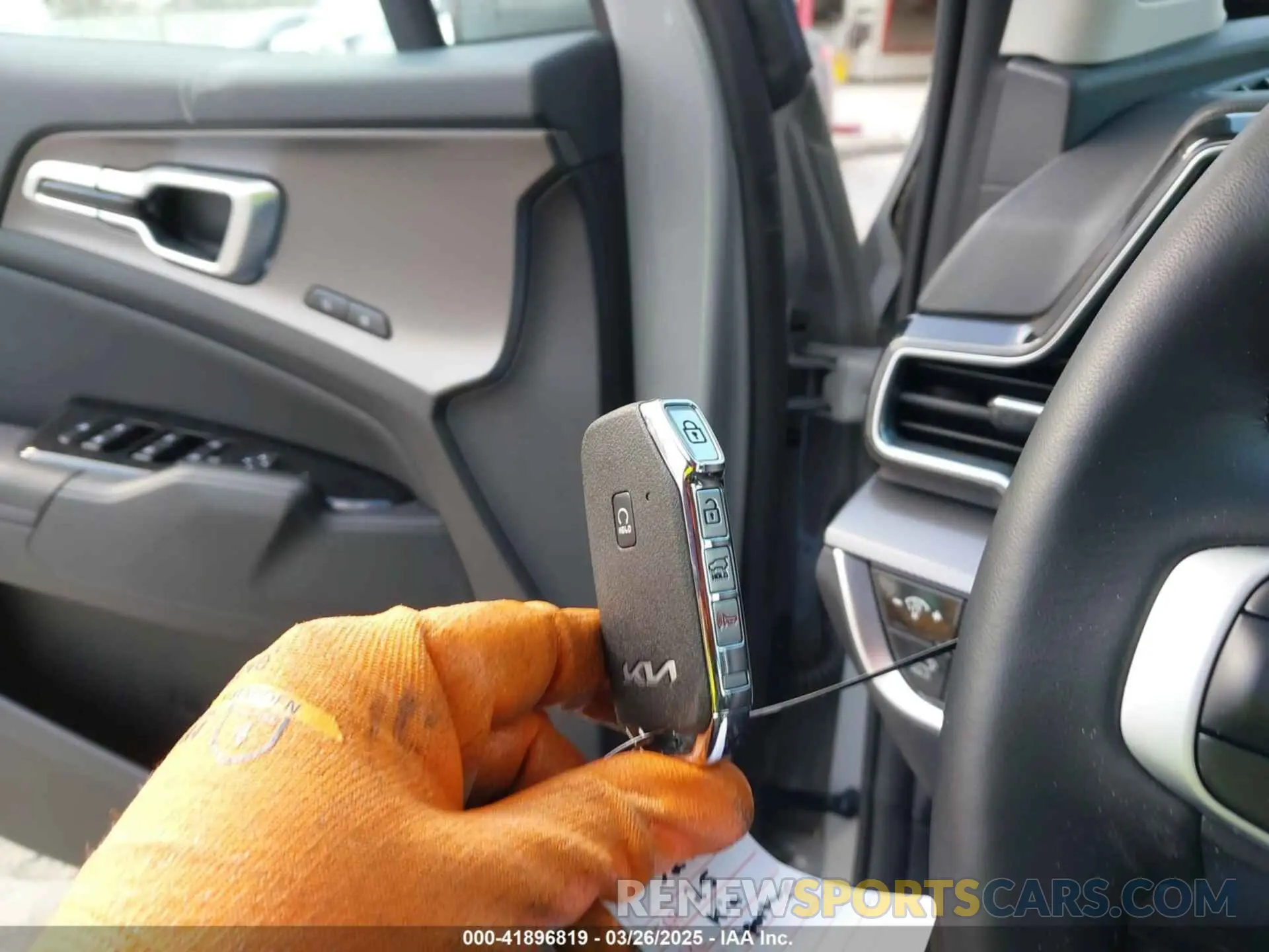 11 fotografías del automóvil dañado 5XYK53DF1SG295214 KIA SPORTAGE 2025