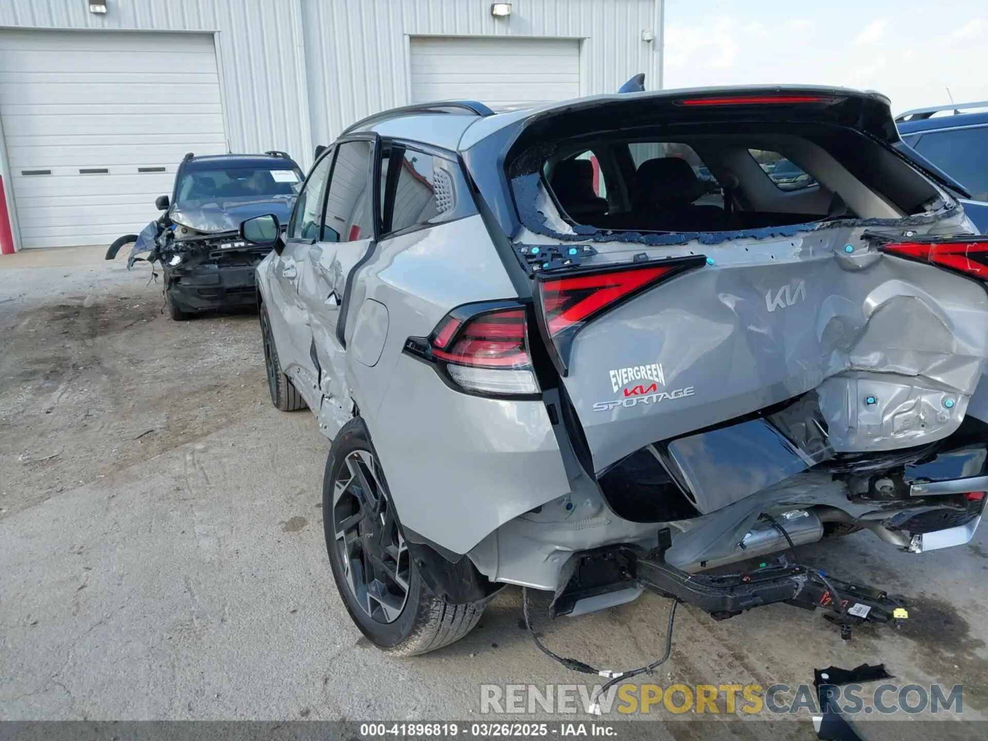 3 fotografías del automóvil dañado 5XYK53DF1SG295214 KIA SPORTAGE 2025