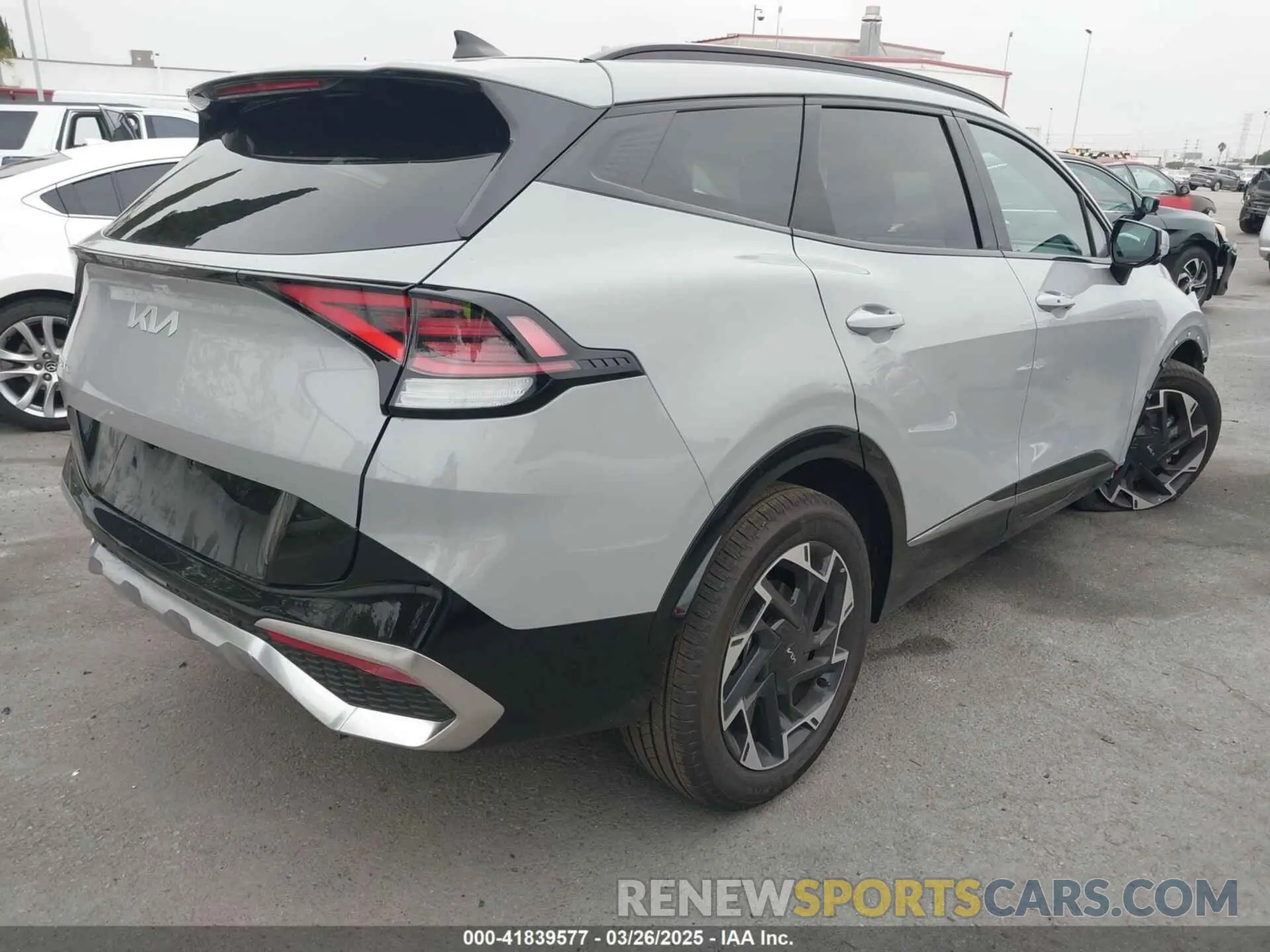 4 fotografías del automóvil dañado 5XYK53DF4SG253958 KIA SPORTAGE 2025
