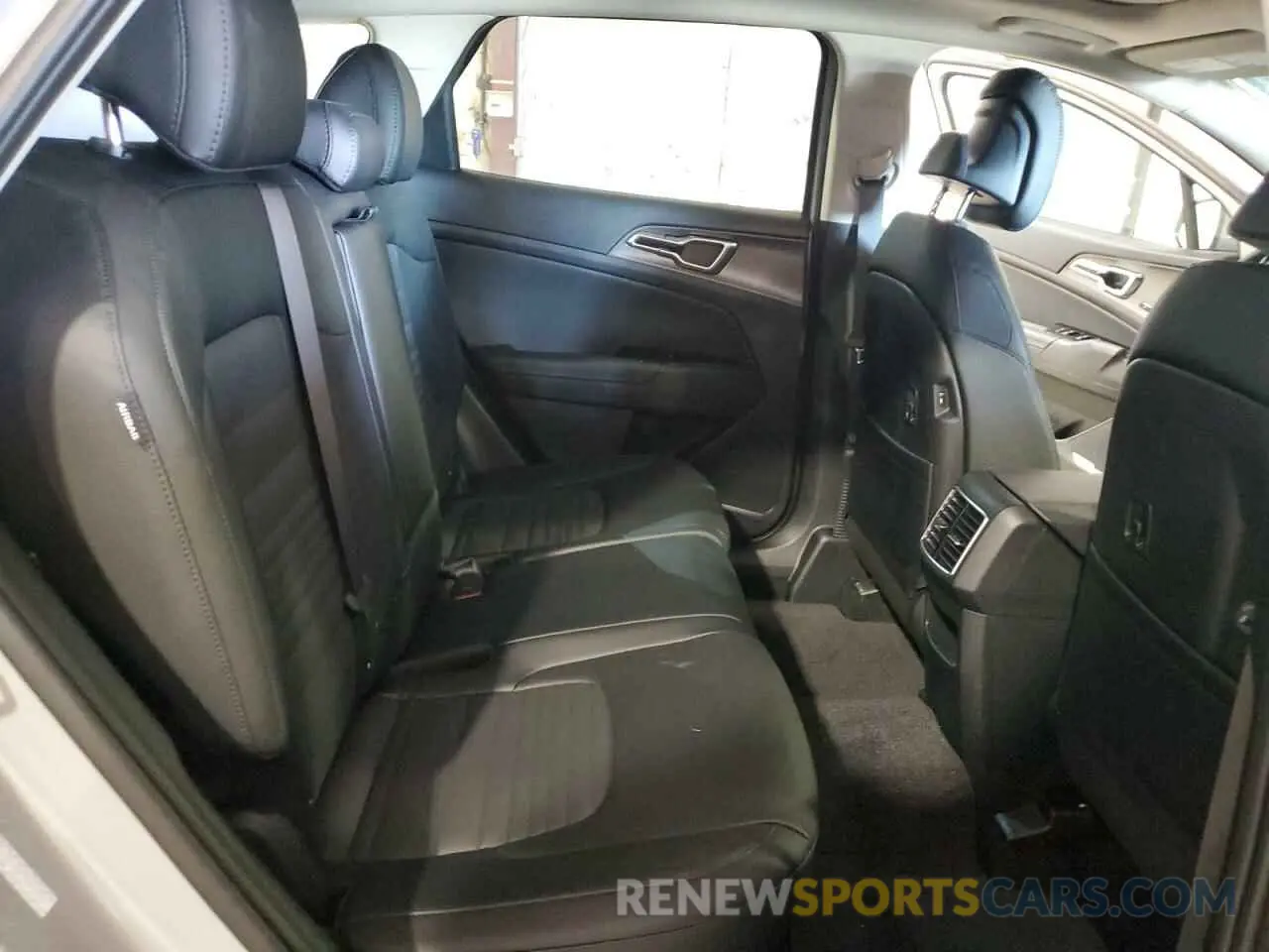 11 fotografías del automóvil dañado 5XYK53DF4SG278150 KIA SPORTAGE 2025